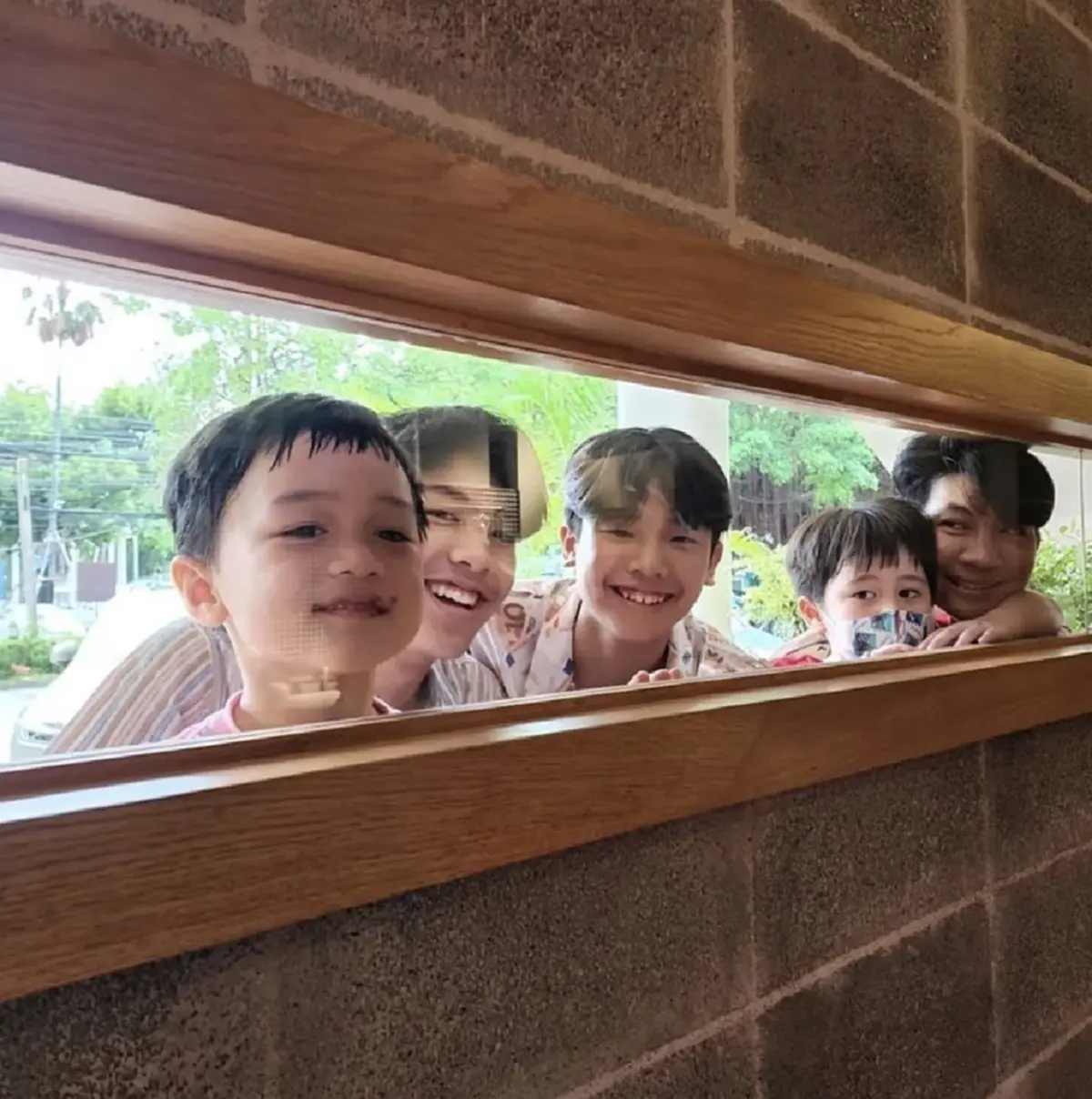 ชมพู่ อารยา พาลูกสาว น้องแอบิเกล เจอ ลุงเคน-ป้าหน่อย หลงสาวน้อยหนักมาก