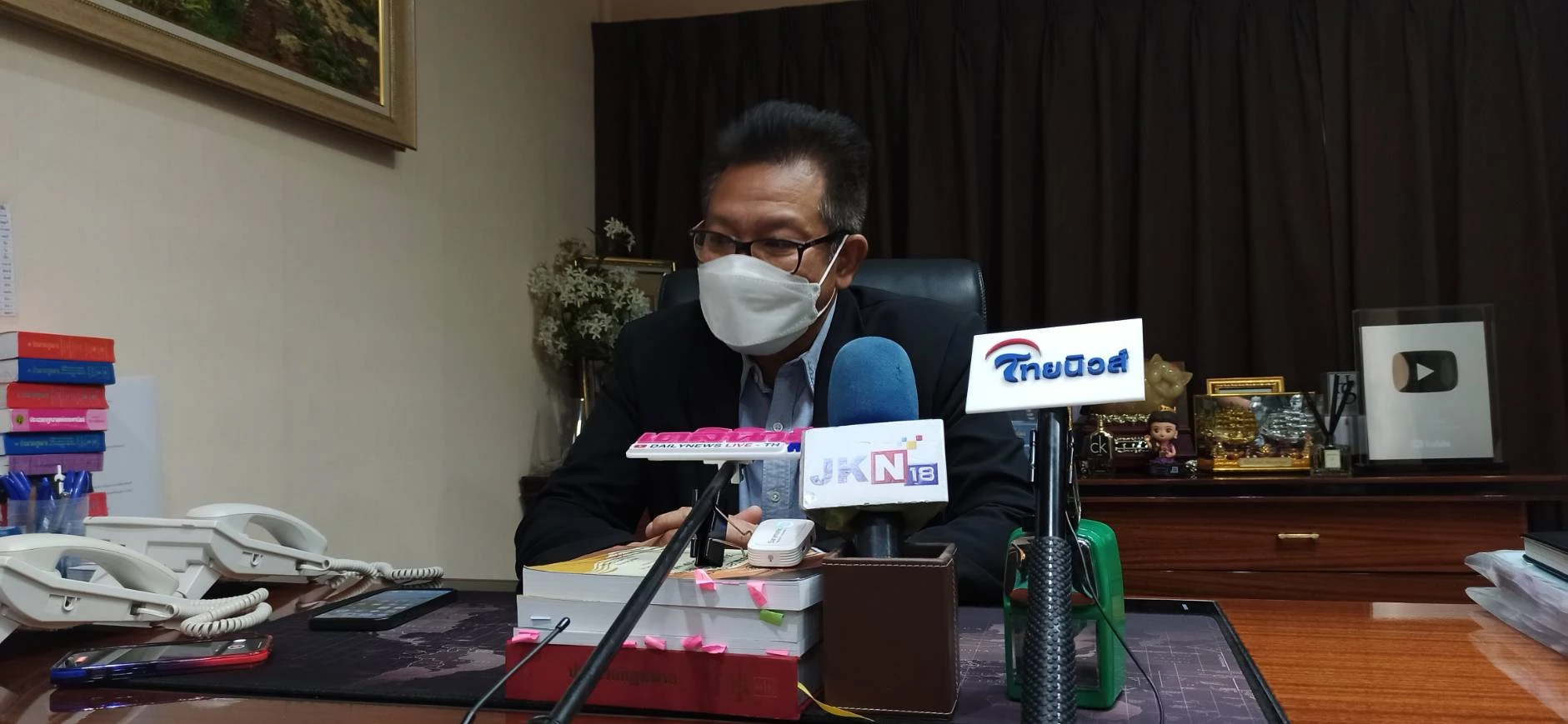 "ทนายเดชา"เป็นห่วง ทนายตั้ม ต้องหาทางลงให้ได้ ไม่อยากให้มายุ่งกับอัจฉริยะ