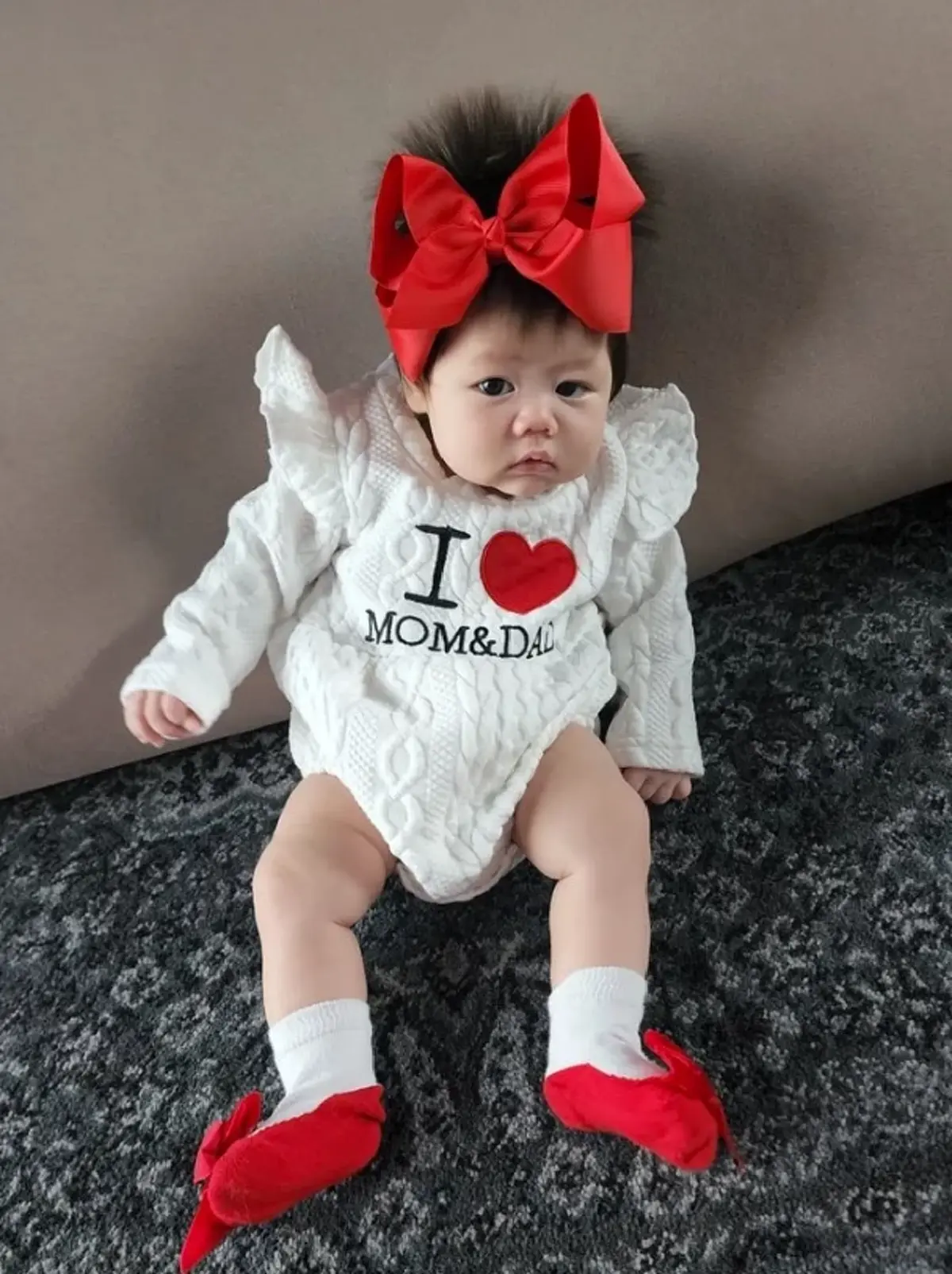 น้องแอบิเกล ลูกสาว ชมพู่ อารยา ภาพล่าสุด 