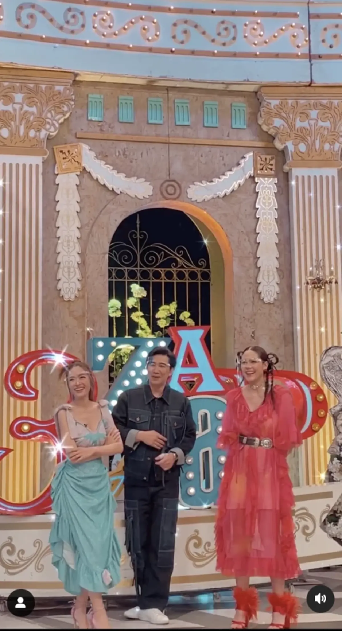 เปิดลุค แอฟ ทักษอร โชว์หลังกลางรายการ ช็อตนี้ หนุ่ม กรรชัย ถึงกับแอบยิ้ม