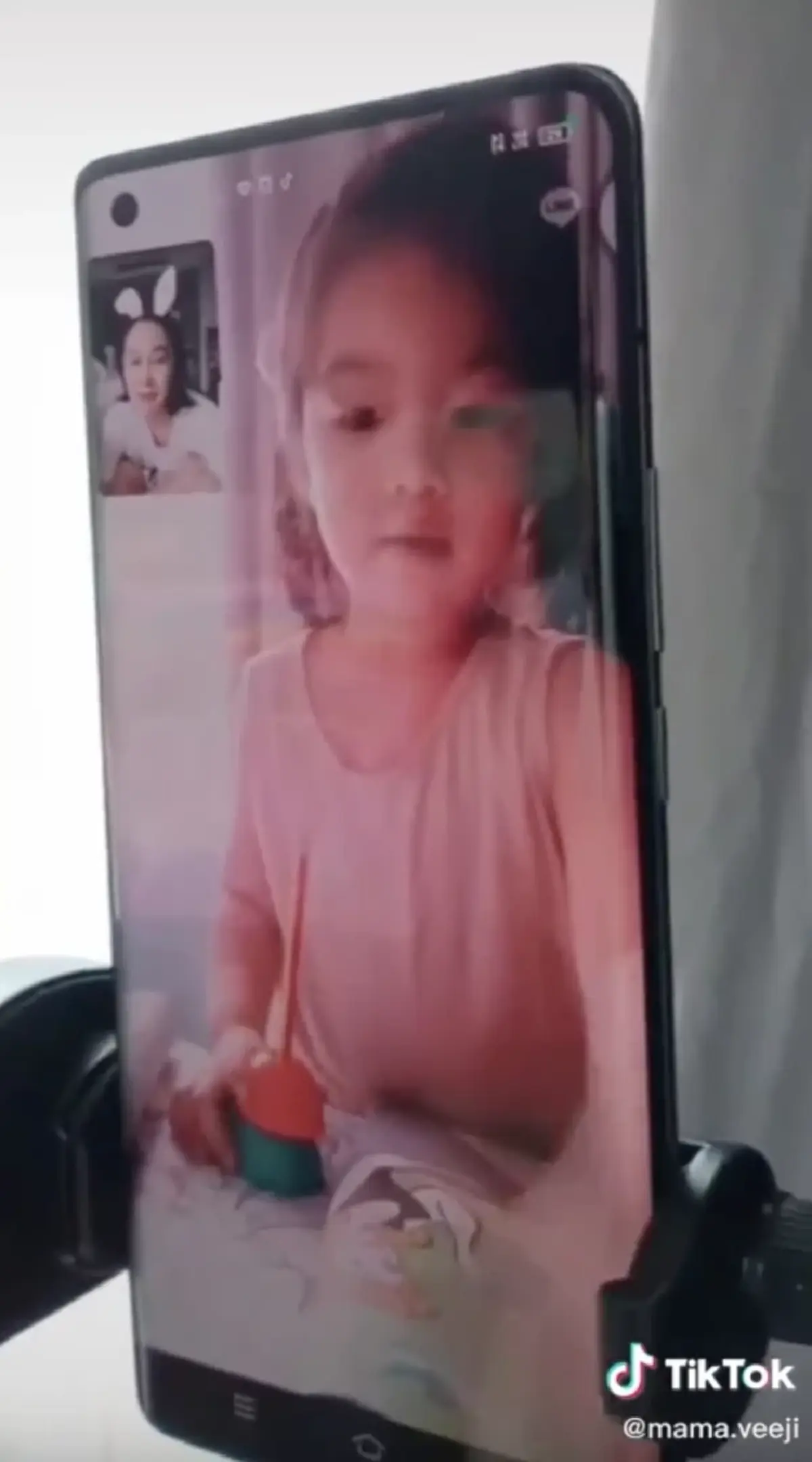 ติ๊ก บิ๊กบราเธอร์ วิดีโอคอลลูกสาว น้องวีจิ หลังไม่ได้เจอในวันแม่