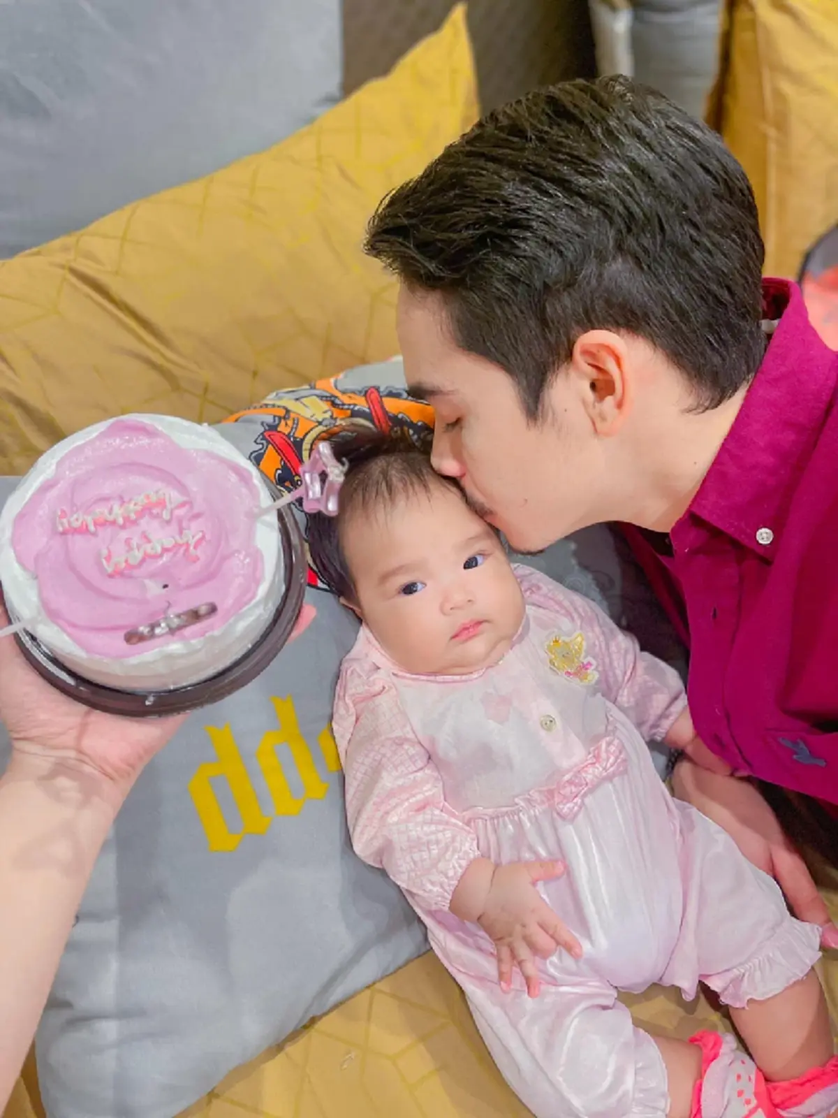  เจนนี่ ยิว ฉัตรมงคล ฉลองวันเกิด น้องยูจิน ครบ 3 เดือน 