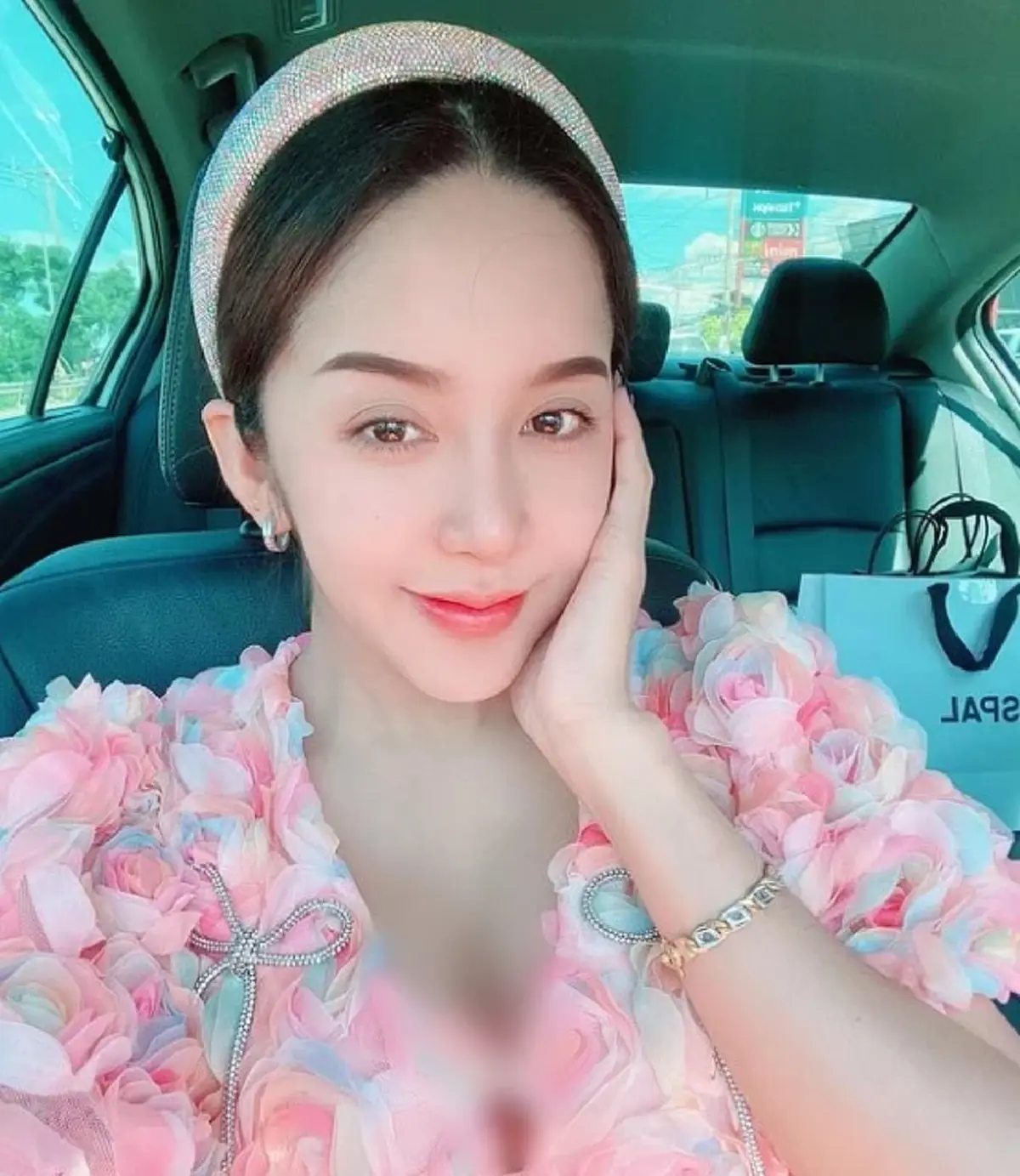 นัส จุฑารัตน์ เปิดหน้าเก่า ให้ดูจะๆ หลังหมดค่าศัลยกรรมไป 2 ล้าน