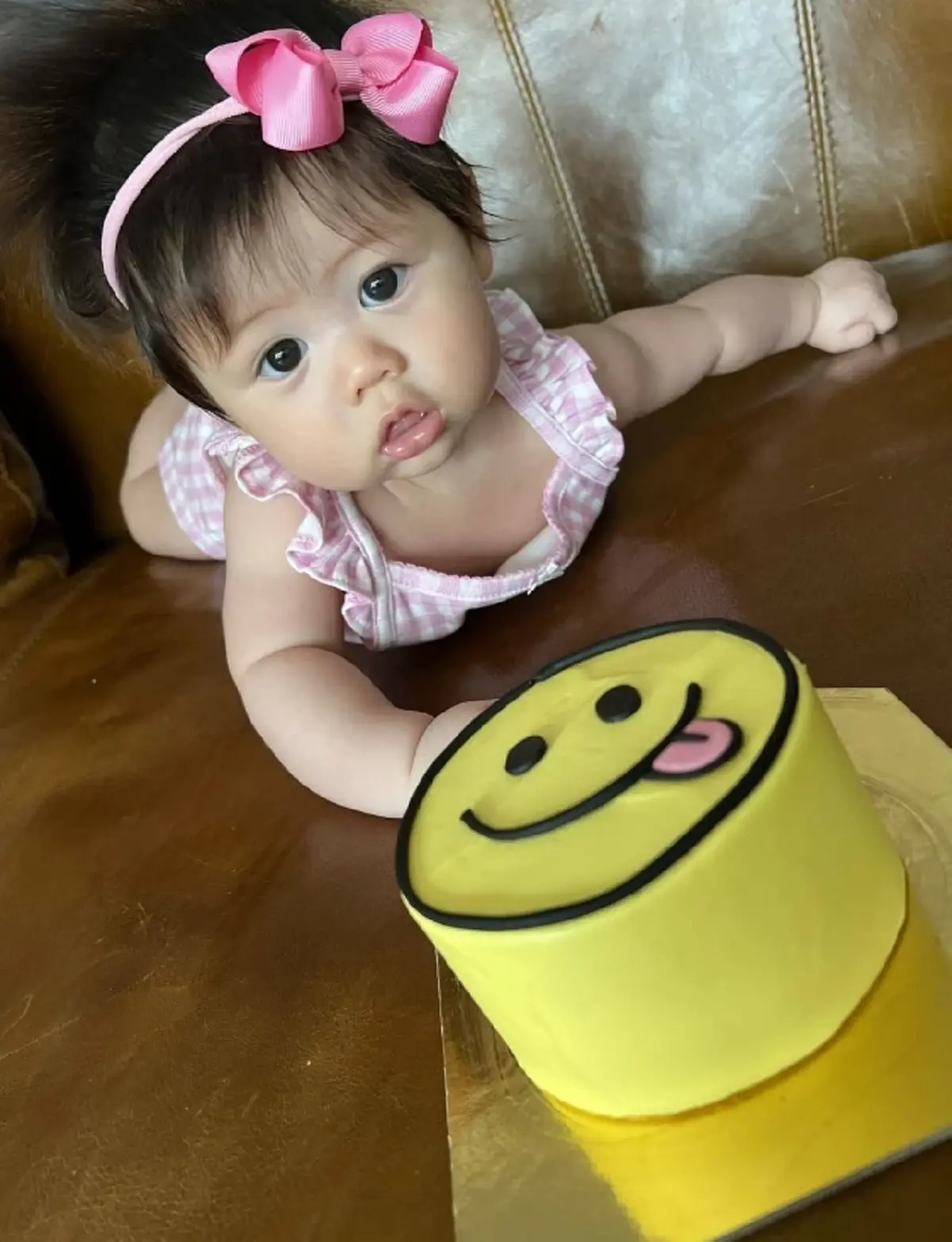 ชมพู่ อารยา  น้องแอบิเกล มีอายุครบ 5 เดือน