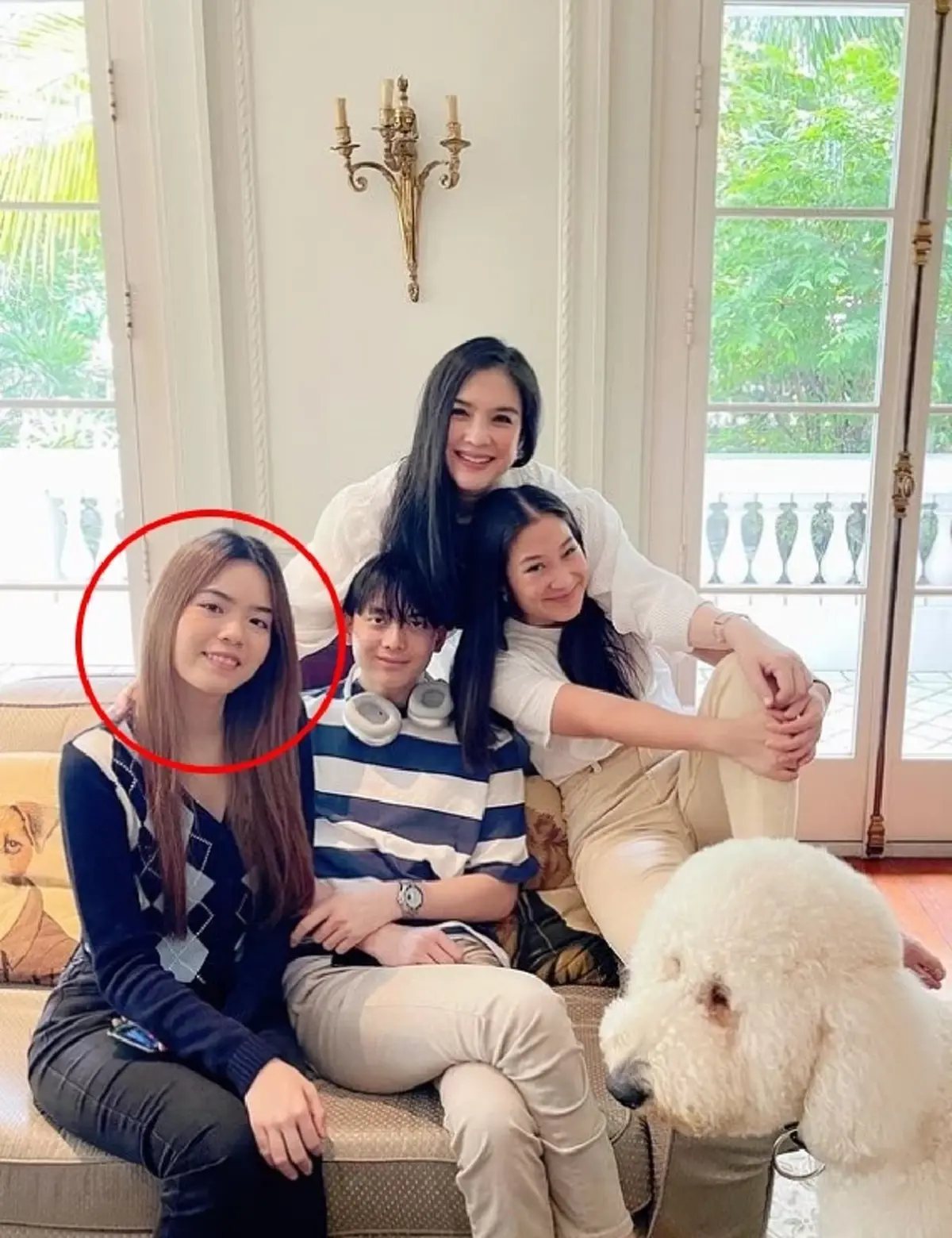 น้องอชิ กราบ ไหว้ โบ ชญาดา วันแม่แห่งชาติ
