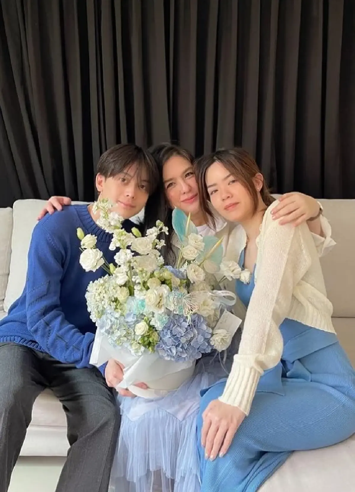 น้องอชิ กราบ ไหว้ โบ ชญาดา วันแม่แห่งชาติ