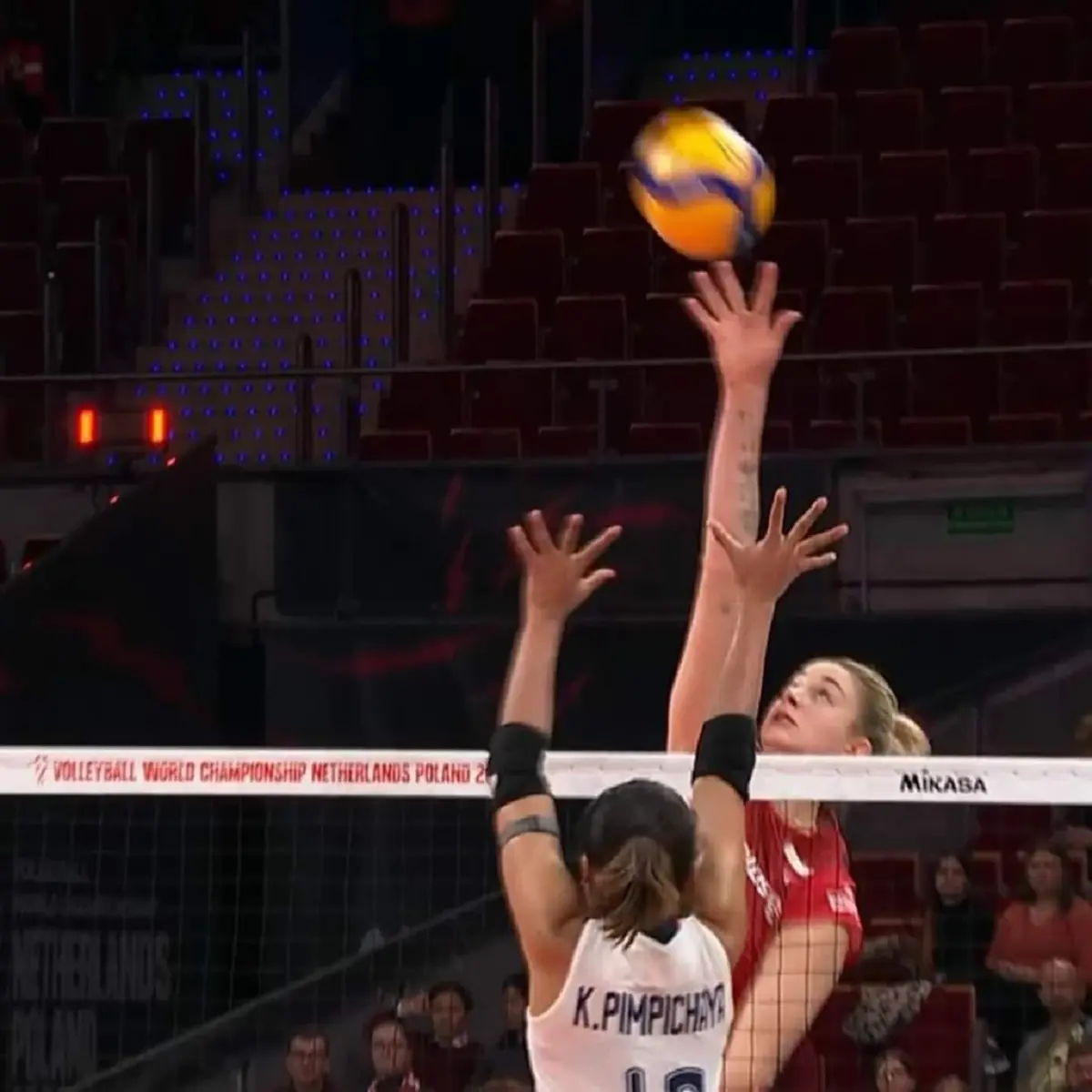 ต้องยอมให้จริงๆ กางสถิติเกมไทยพบโปแลนด์ เห็นส่วนสูงคู่แข่งแล้ว แฟนวอลเลย์บอลอดเห็นใจสาวไทยไม่ได้ 