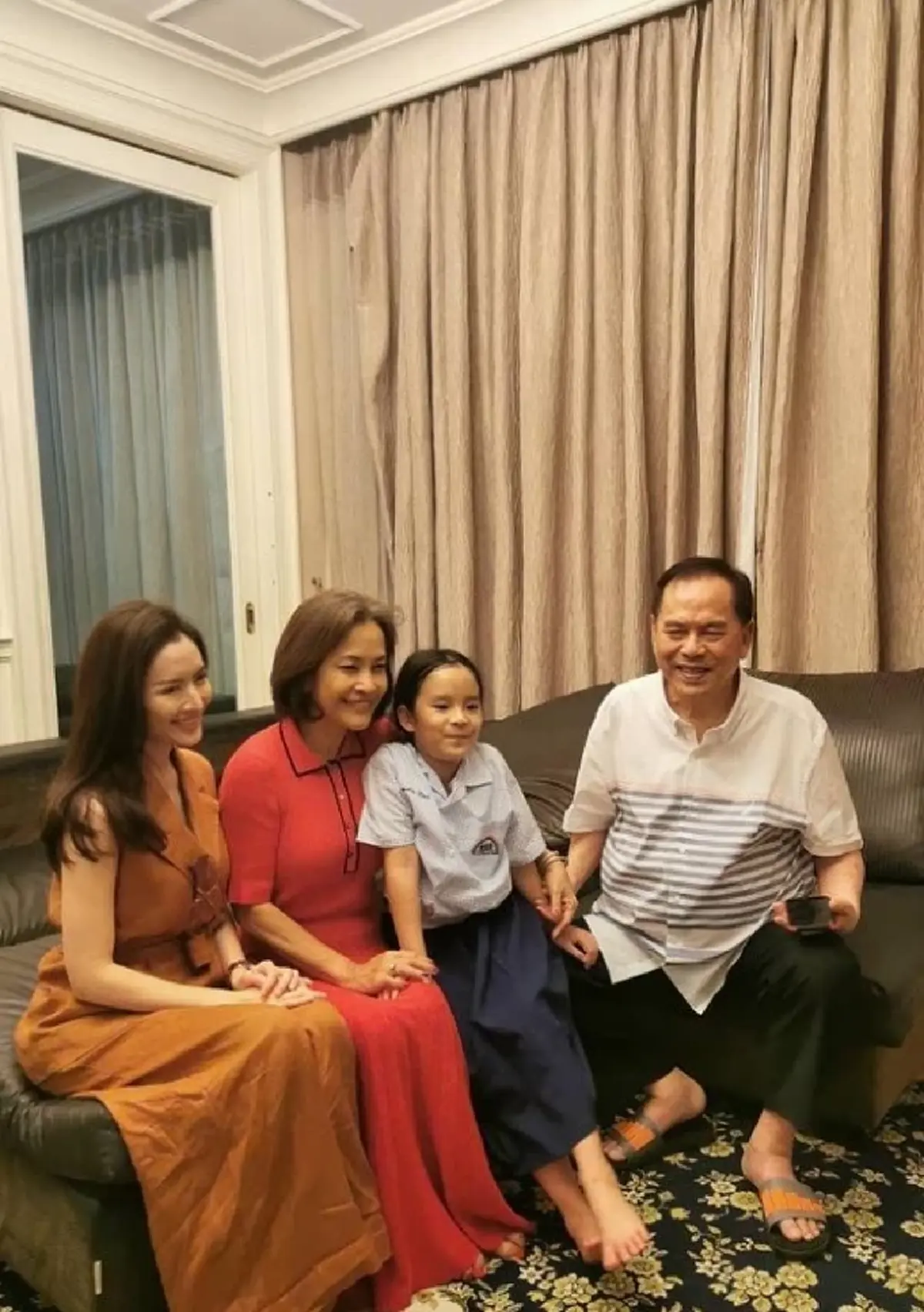 คุณปู่ไพวงษ์ โพสต์ถึงอดีตลูกสะใภ้ แอฟ ทักษอร หลังไปเยี่ยมถึงที่บ้าน