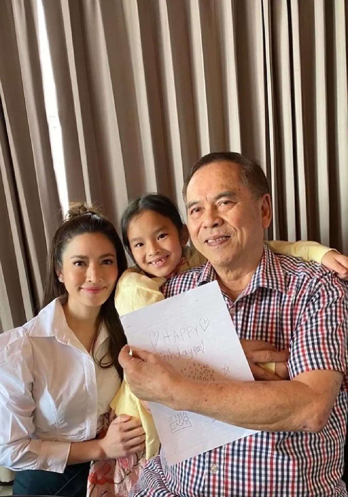 คุณปู่ไพวงษ์ โพสต์ถึงอดีตลูกสะใภ้ แอฟ ทักษอร หลังไปเยี่ยมถึงที่บ้าน