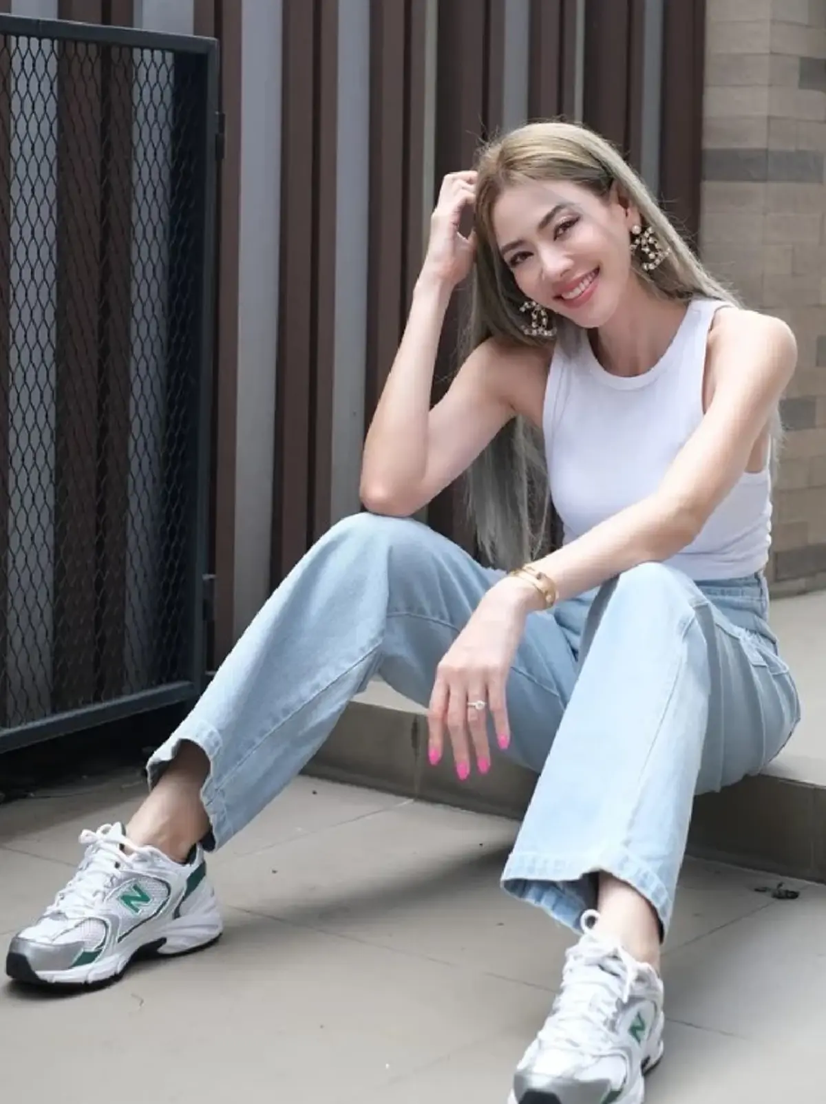 เอ๋ พรทิพย์ อวดลุคล่าสุดในวัย 42 ปี นับวันยิ่งสวยหน้าเด็กมาก