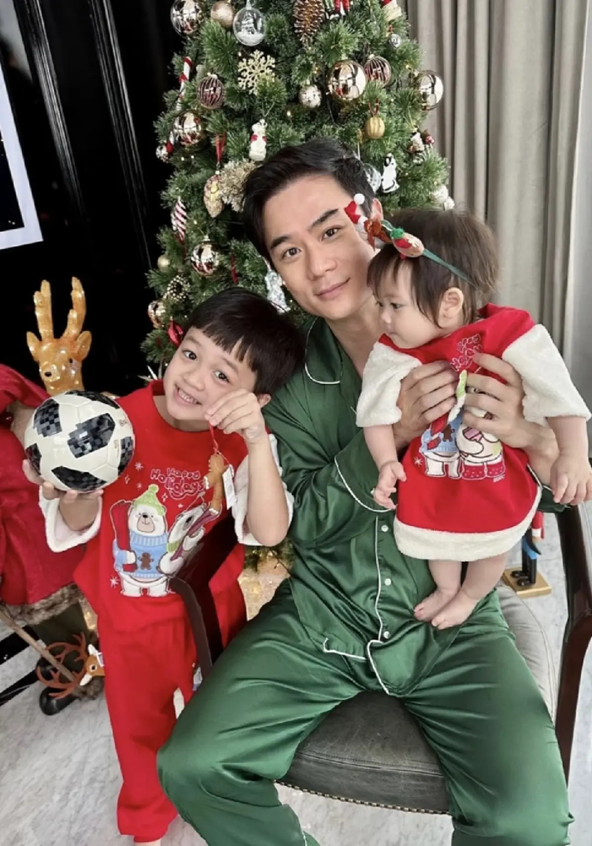 น็อต วิศรุต โพสต์รูปภาพกับทายาทหมื่นล้าน แต่งานนี้สะดุดตาคุณพ่อลูก 3 มาก