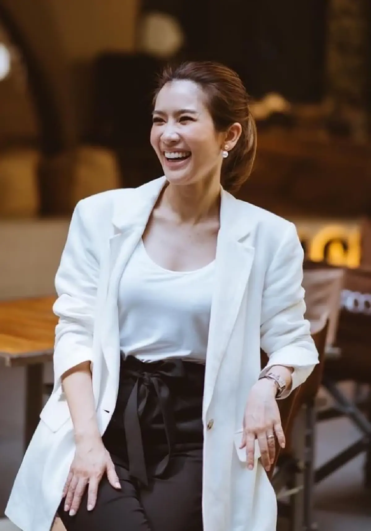 ไบรท์ พิชญทัฬห์ อวดลุคเปรี้ยวนอกจอ ไม่ได้เห็นกันบ่อยๆ