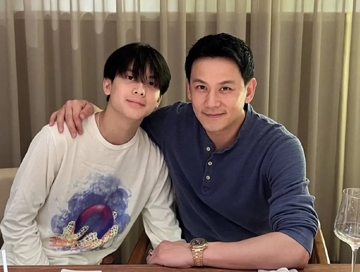 เพจดังเผยลูกดาราคบกัน คนโยง 2 ทายาทคนดัง พีท ทองเจือ-ฟลุค เกริกพล