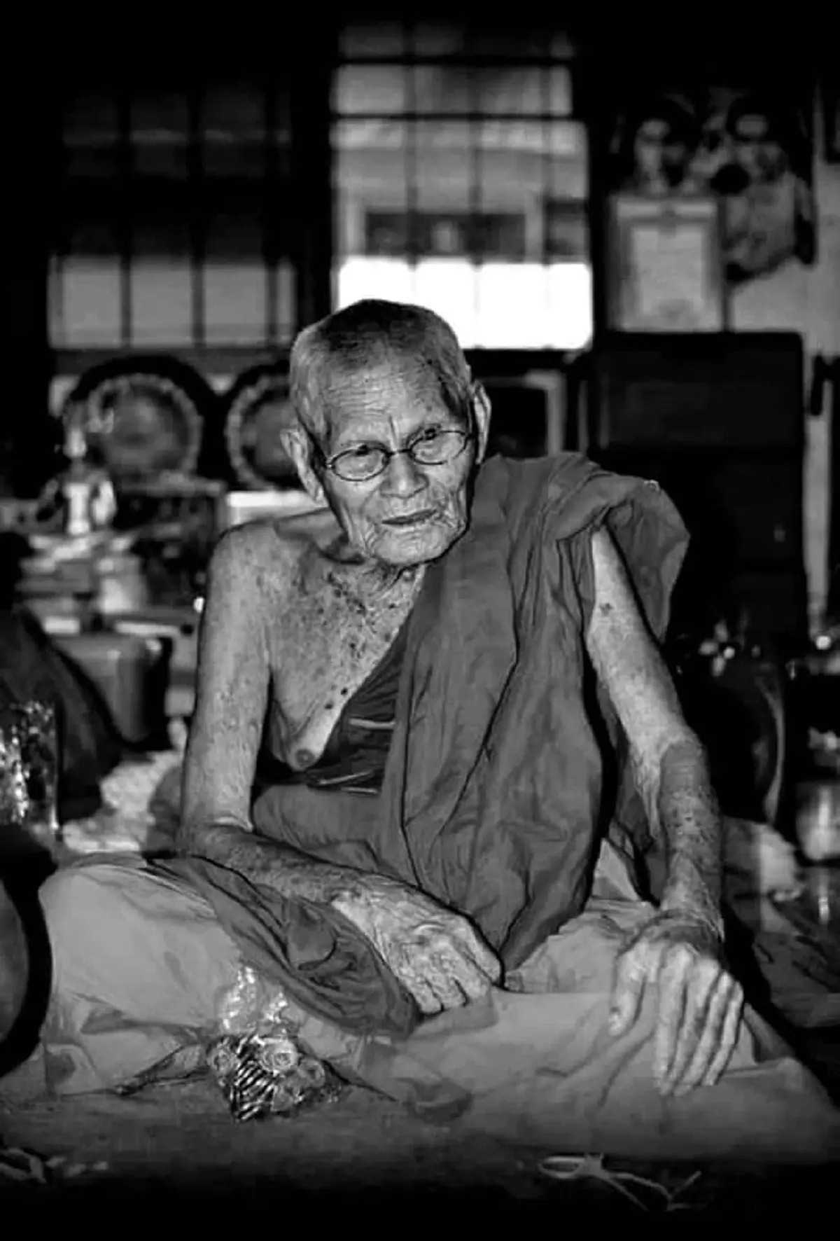 สิ้นอริยะสงฆ์ 6 แผ่นดิน "หลวงปู่บุดดา ปัญญาธโร" มรณภาพ สิริอายุ 111 ปี