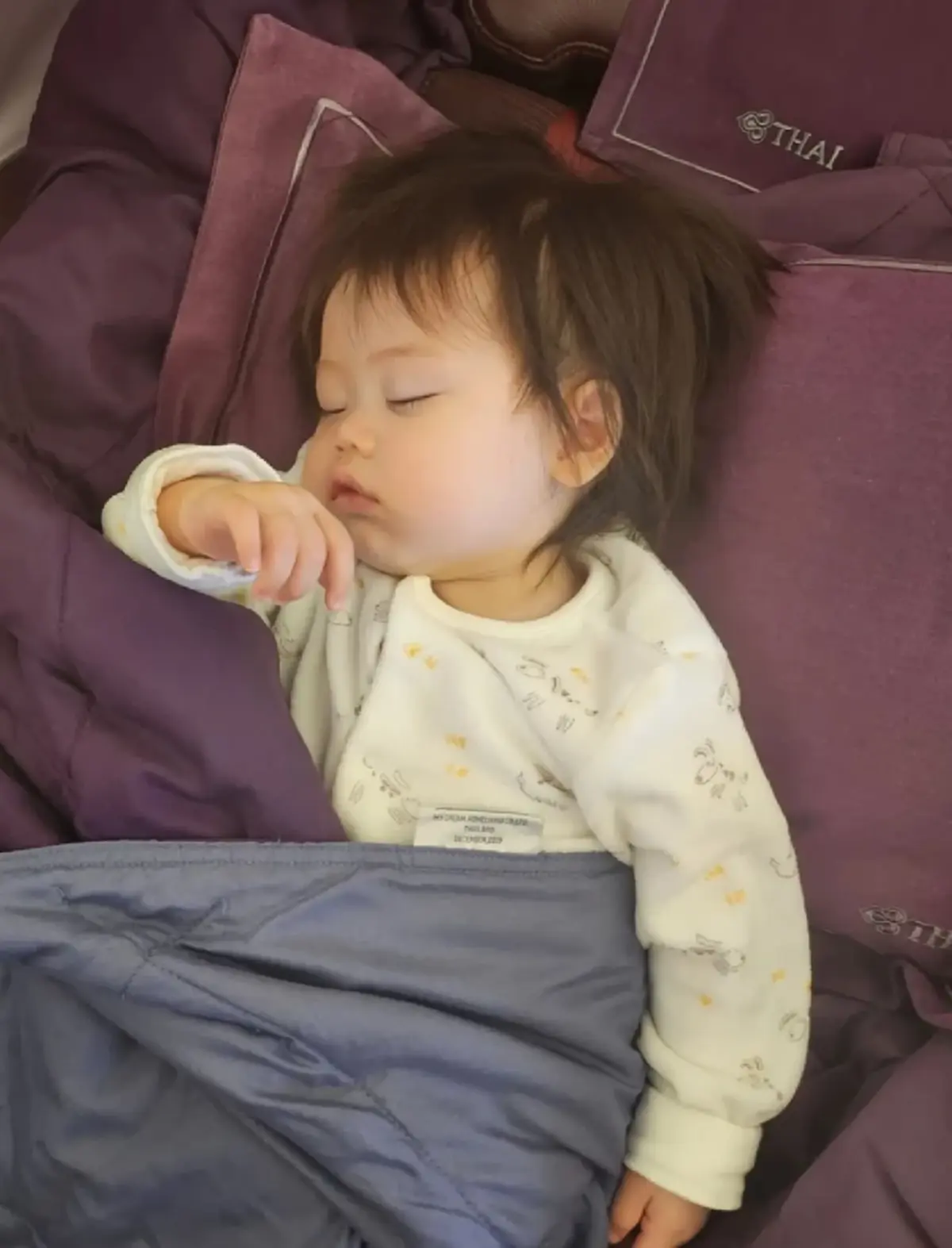 ชมพู่ อารยา เบรกงานพาลูกๆทั้ง 3 คนเที่ยวต่างประเทศรับลมหนาว