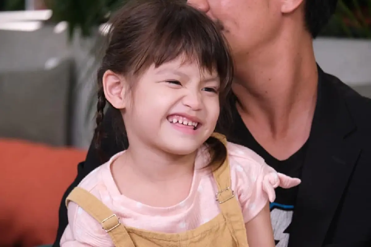 น้ำ รพีภัทร พาลูกๆทั้ง 3 คนไปออกรายการพร้อมหน้ากันครั้งแรก 