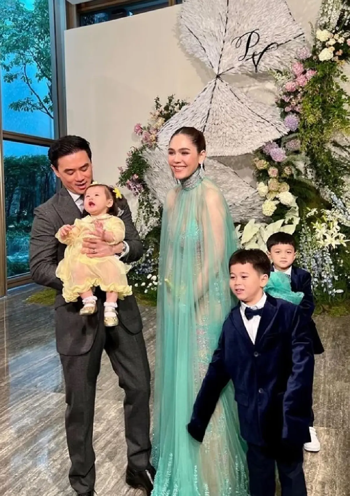 ชมพู่ อารยา โพสต์ล่าสุดถึงลูกๆทั้ง 3 คน ใจตรงสามี น็อต วิศรุต