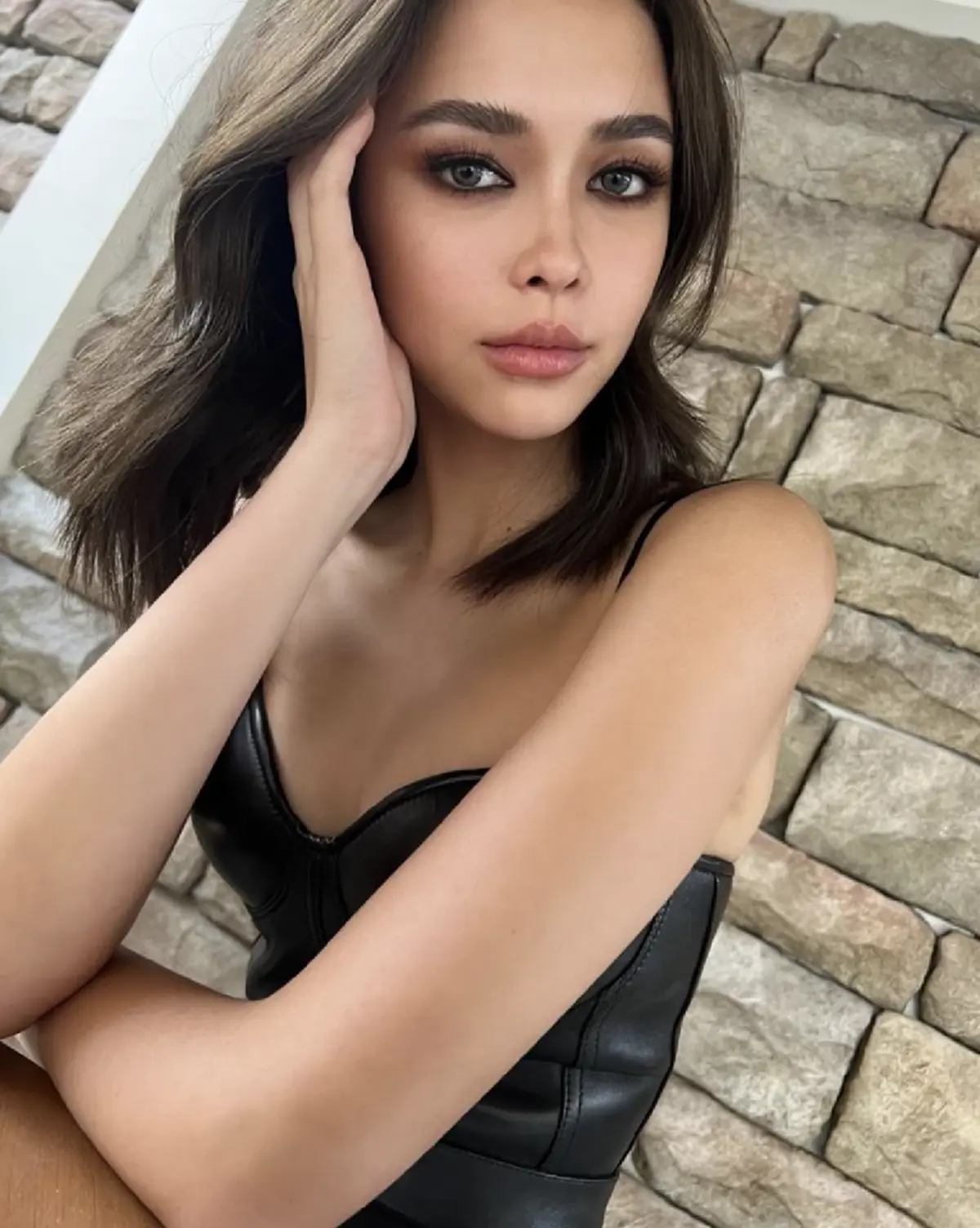 เปิดภาพล่าสุด แพทริเซีย สะใภ้คนเล็ก แต่งงานครบเดือน ดูสวยสะพรั่ง โตกว่าเดิมมาก