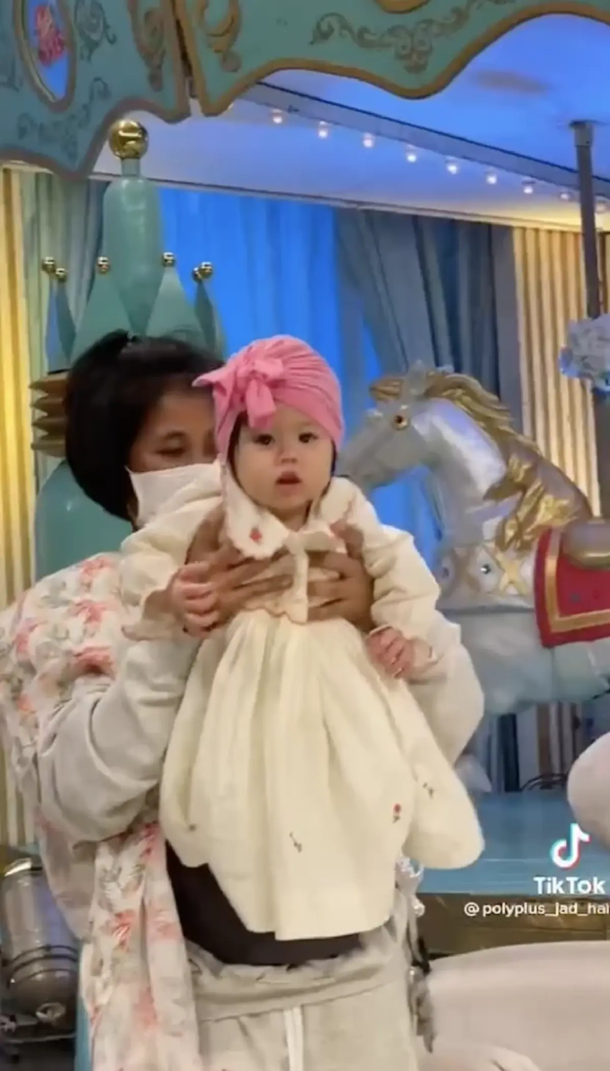 วินาที หนุ่ม กรรชัย เจอ น้องแอบิเกล ลูกสาว ชมพู่ อารยา หลงหนักมาก