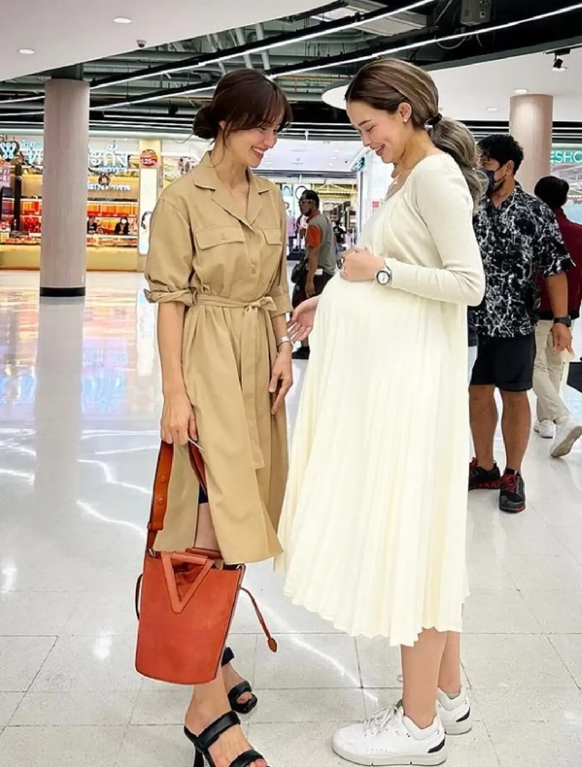 แอน ทองประสม โพสต์รูปคู่ล่าสุด แพทริเซีย กู๊ด ทำหลายคนตกใจ 