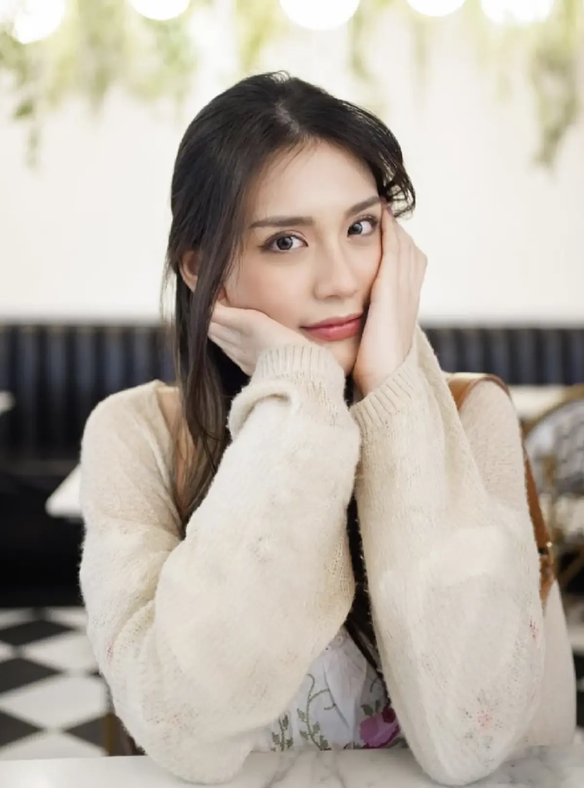  แทน ธนัชชา โพสต์คำคม ก่อนตัวแม่ ชมพู่ อารยา เคลียร์ข่าวลือ สามีมีซุกบ้านเล็ก น็อต วิศรุต 