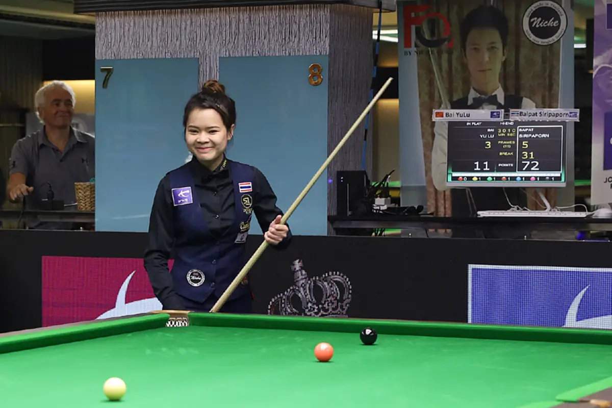 ใบพัด ศรีราชา ผงาดแชมป์โลกสนุกเกอร์ จารึกประวัติศาสตร์สอยคิวหญิงไทยคนที่ 2