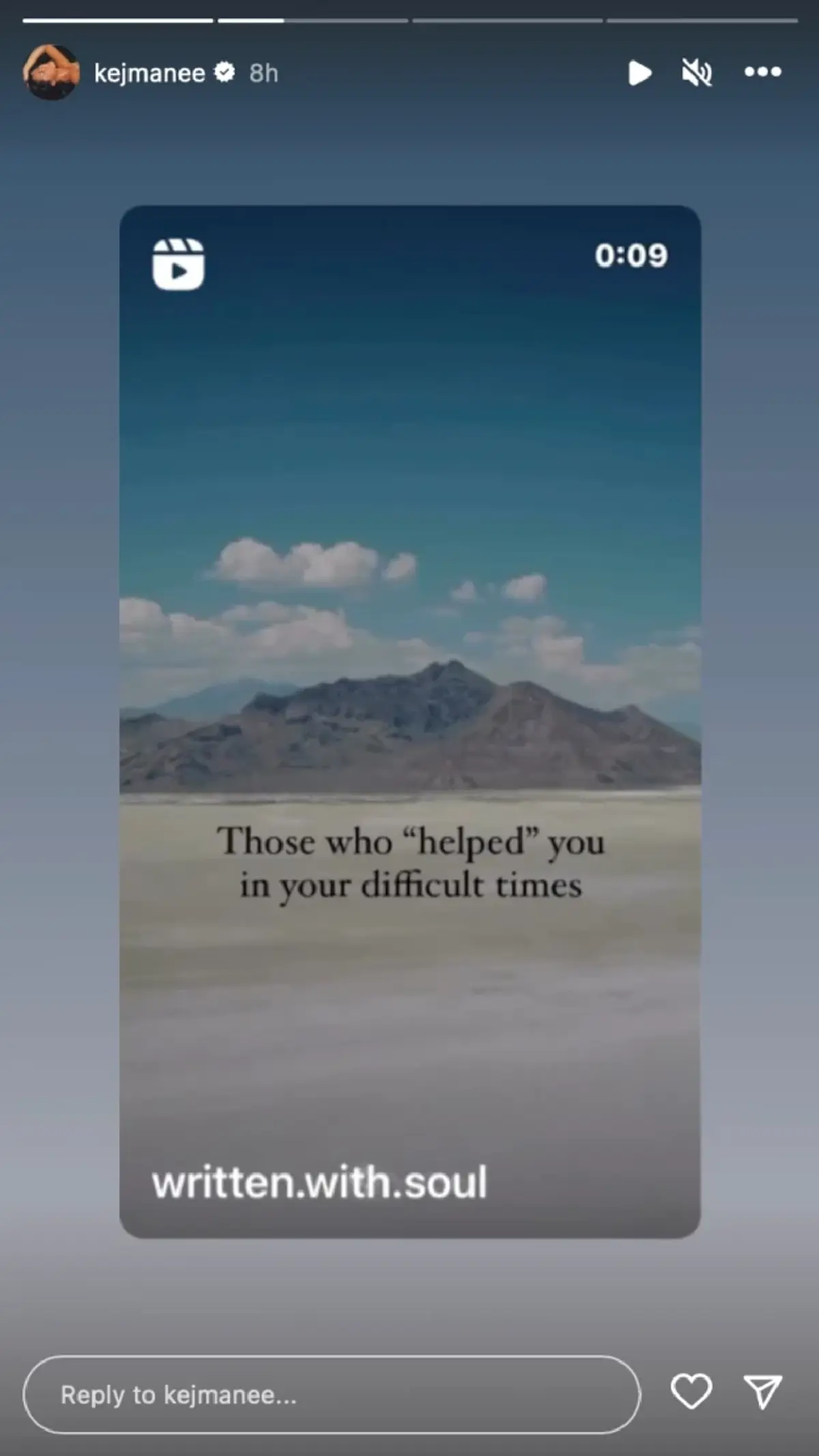 ส่องสตอรี่ ปิ่น เก็จมณี หลังโดนจับสังเกตกลับไปใช้นามสกุลเดิมแล้ว 