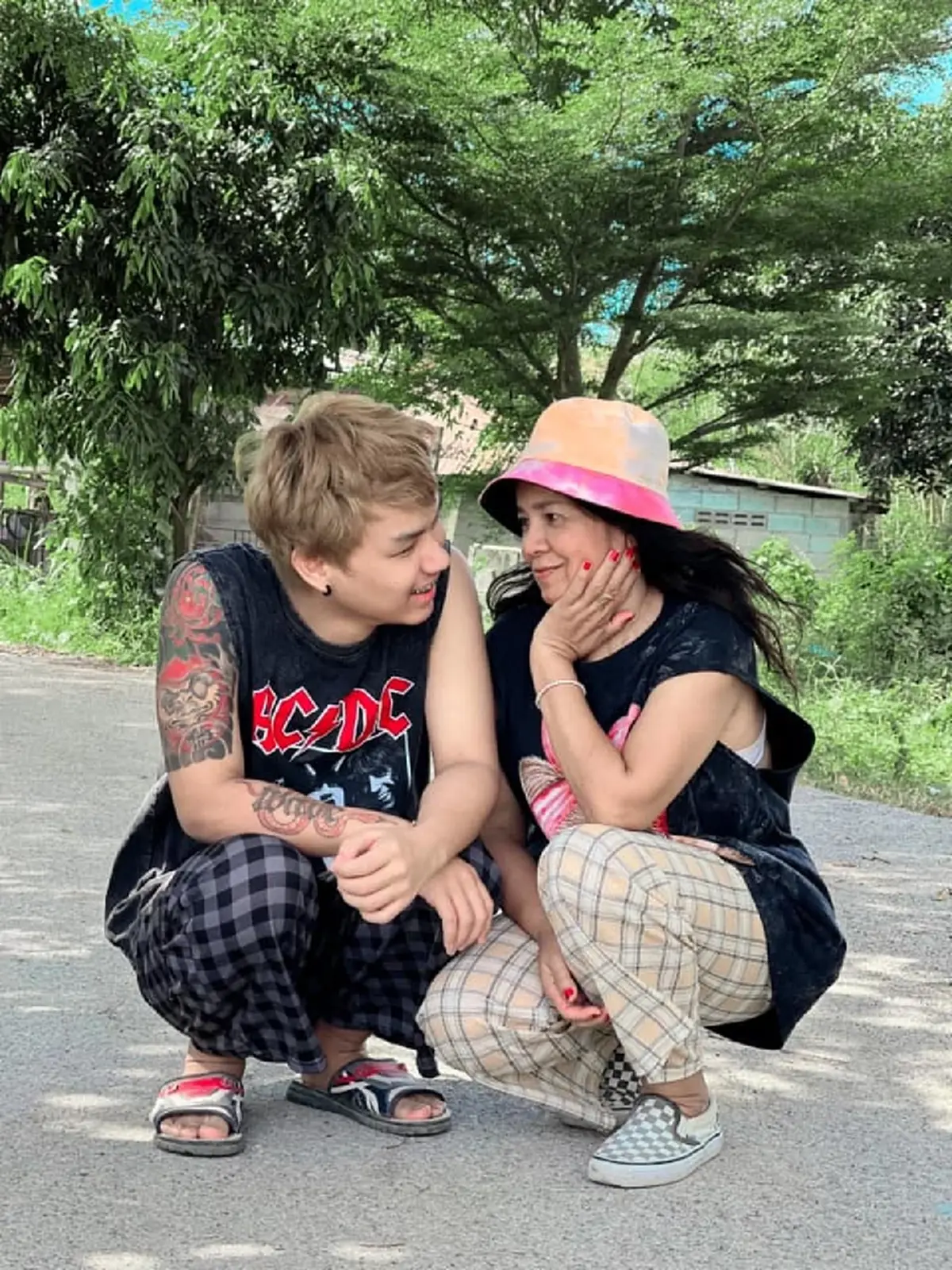 น้องเวฟ พี่พร คู่รักต่างวัย ประกาศข่าวดี มีทายาทลูกแฝด มีลูก ทัวร์ลง ชาวเน็ตจับโป๊ะ ภาพอัลตร้าซาวน์ 