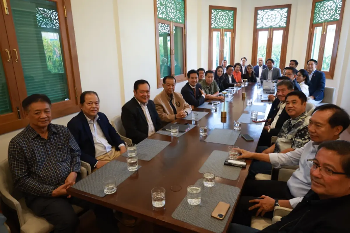 เผยรายชื่อ 2 พรรค ตัดสินใจร่วม พรรคก้าวไกล รวม 8 พรรค พุ่ง 313 เสียง