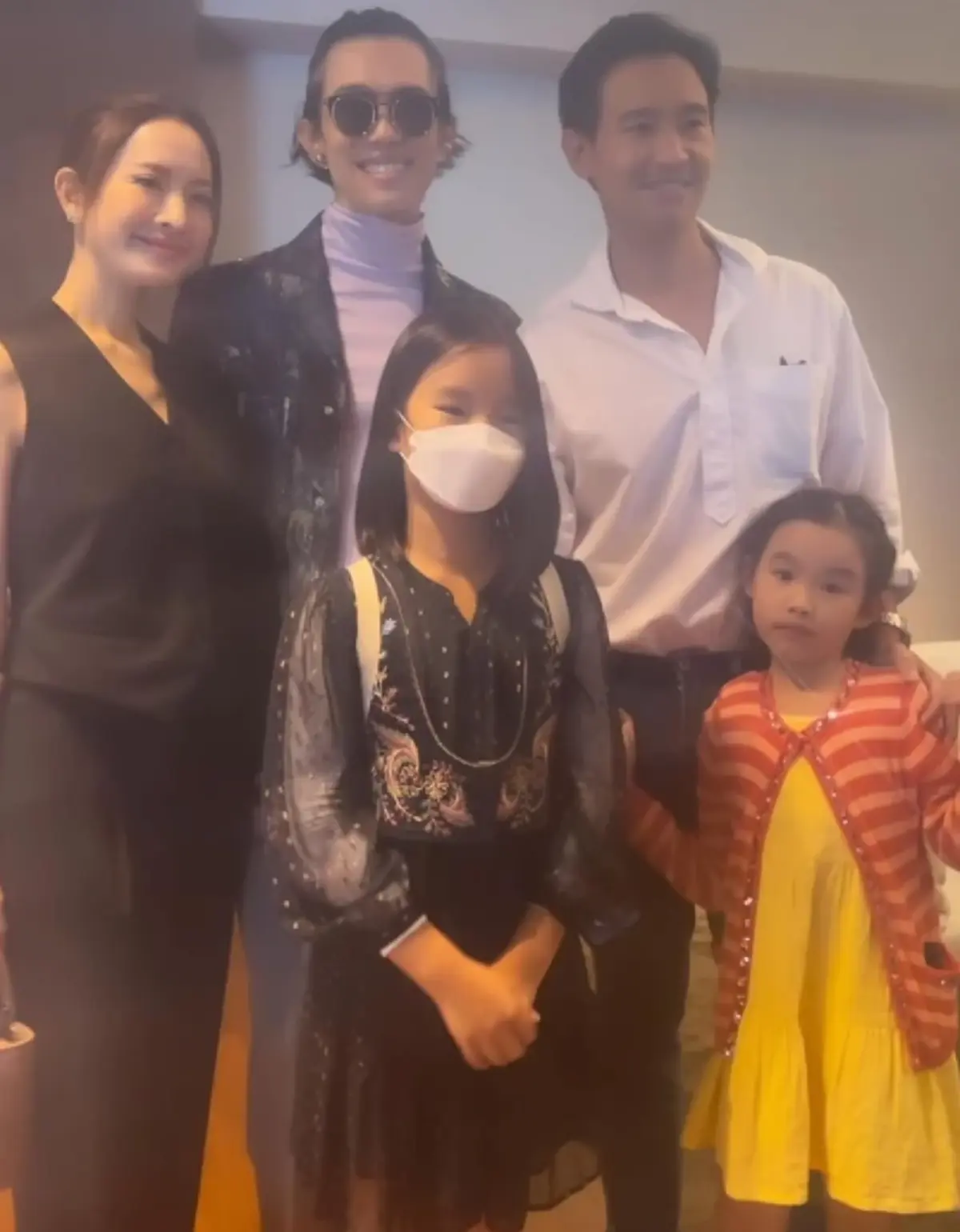 แอฟ ทักษอร-ทิม พิธา เจอกันแล้ว 