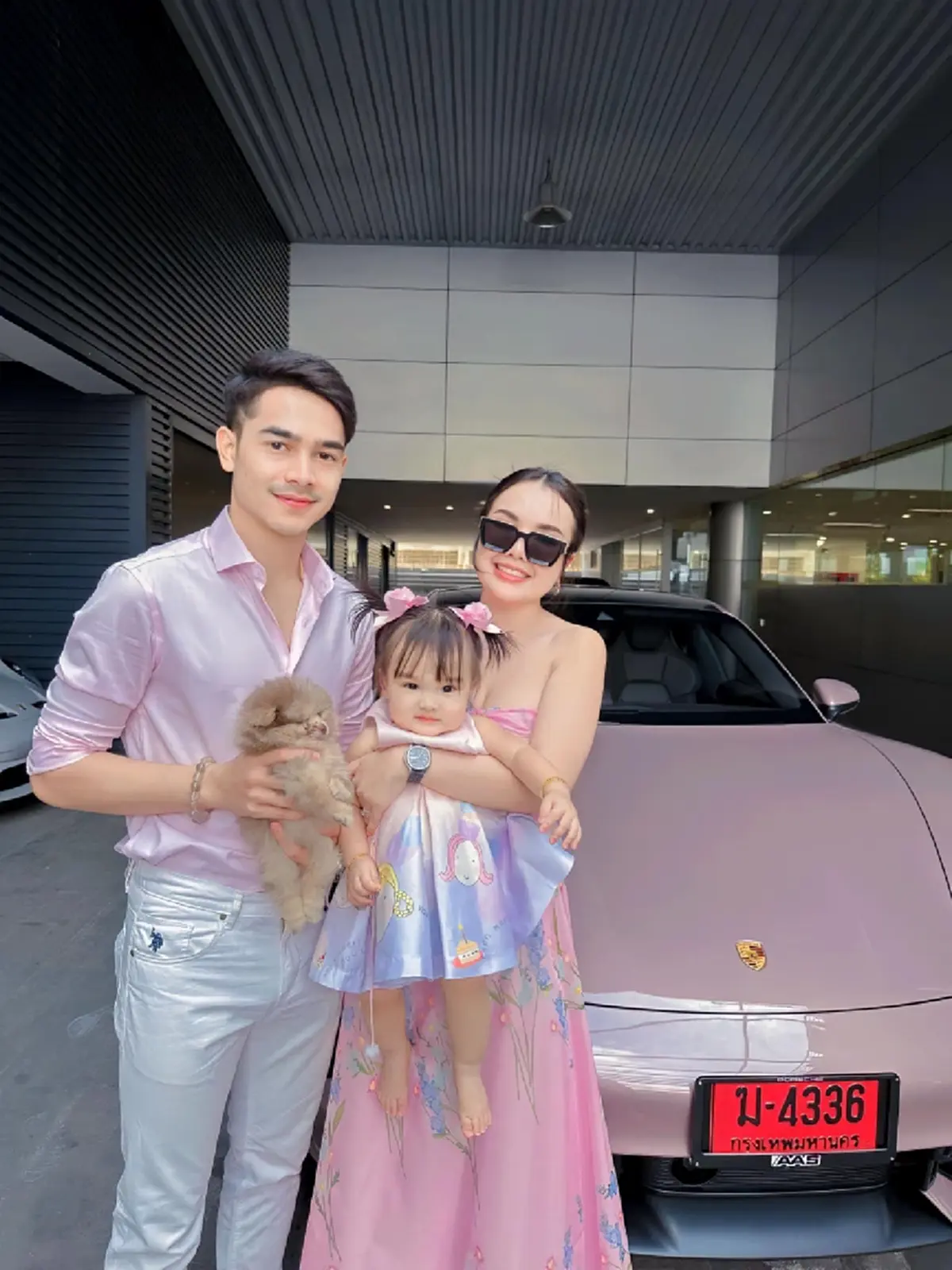 ส่องทะเบียนรถ เจนนี่ ถอยรถหรูป้ายแดง รถหรู หวยดารา รถป้ายแดง งวด 16/06/2566