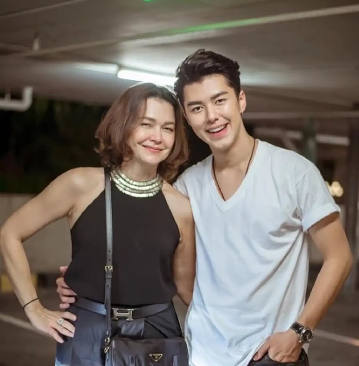 นาย ณภัทร เคลื่อนไหวแล้ว  ใบเฟิร์น พิมพ์ชนก อันฟอลโลว์  หมู พิมพ์ผกา 