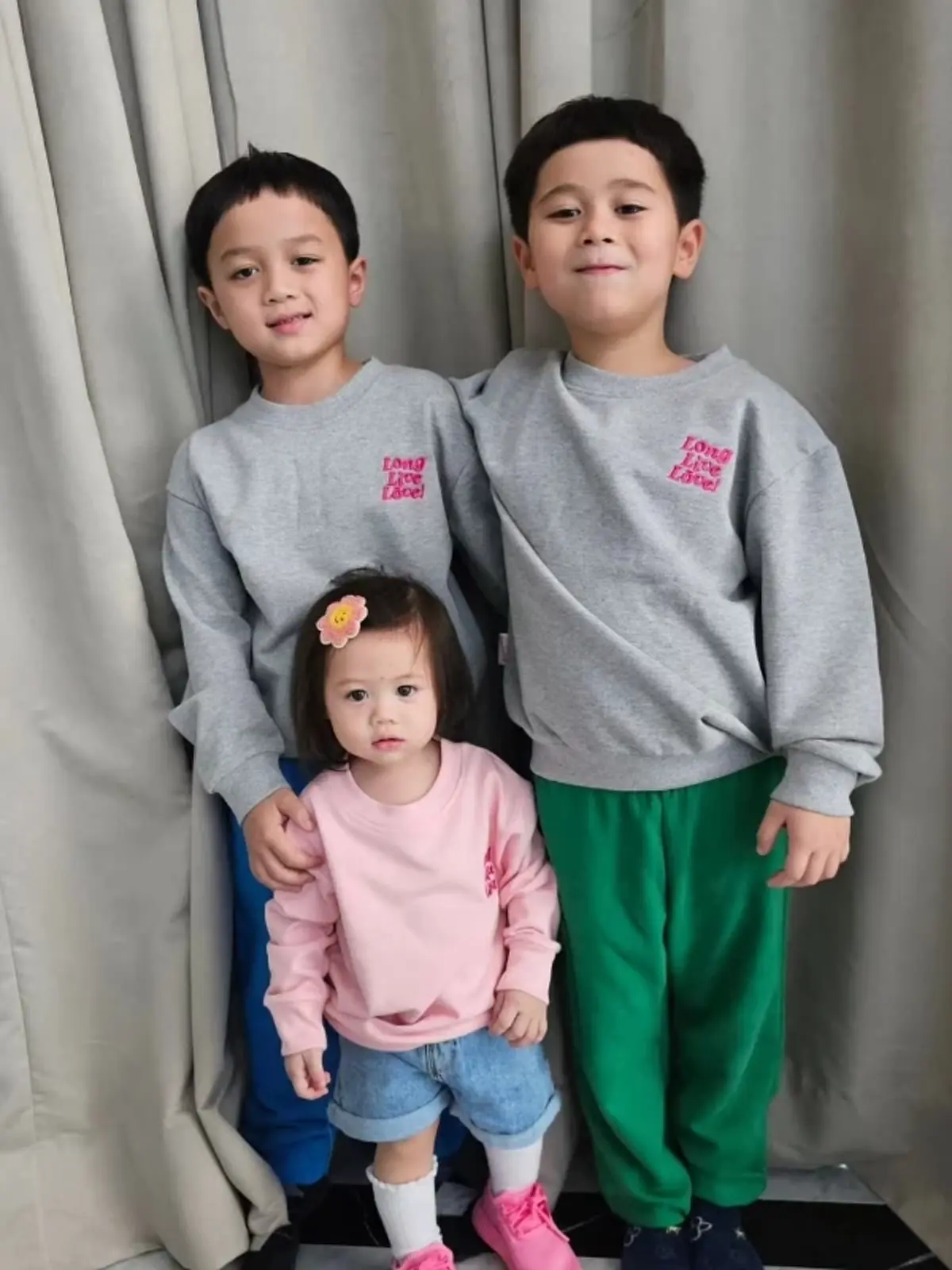 ชมพู่ โพสต์รูปภาพล่าสุด น้องแอบิเกล เทียบ สายฟ้า-พายุ ชัดเลยหน้าเหมือนใคร