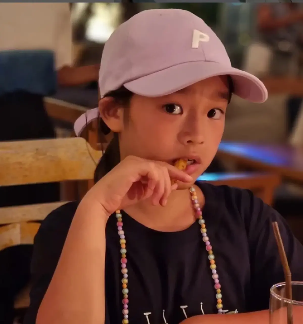 แอฟ ทักษอร น้ำตาไหลกลางรายการ หลังได้ฟังความในใจจากลูกสาว น้องปีใหม่ 