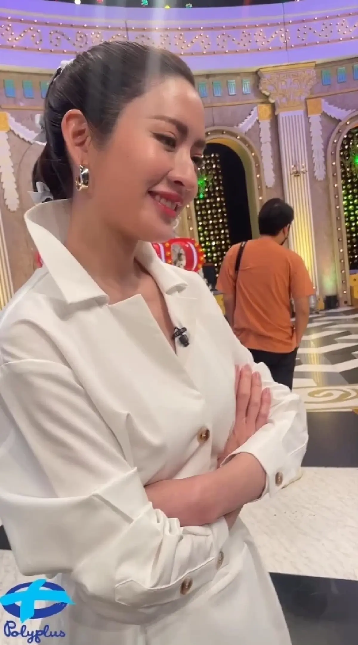 เปิดสายตา แอฟ ทักษอร ยืนดู ทิม พิธา พูดถึงความสัมพันธ์ หุบยิ้มไม่ได้เลย 