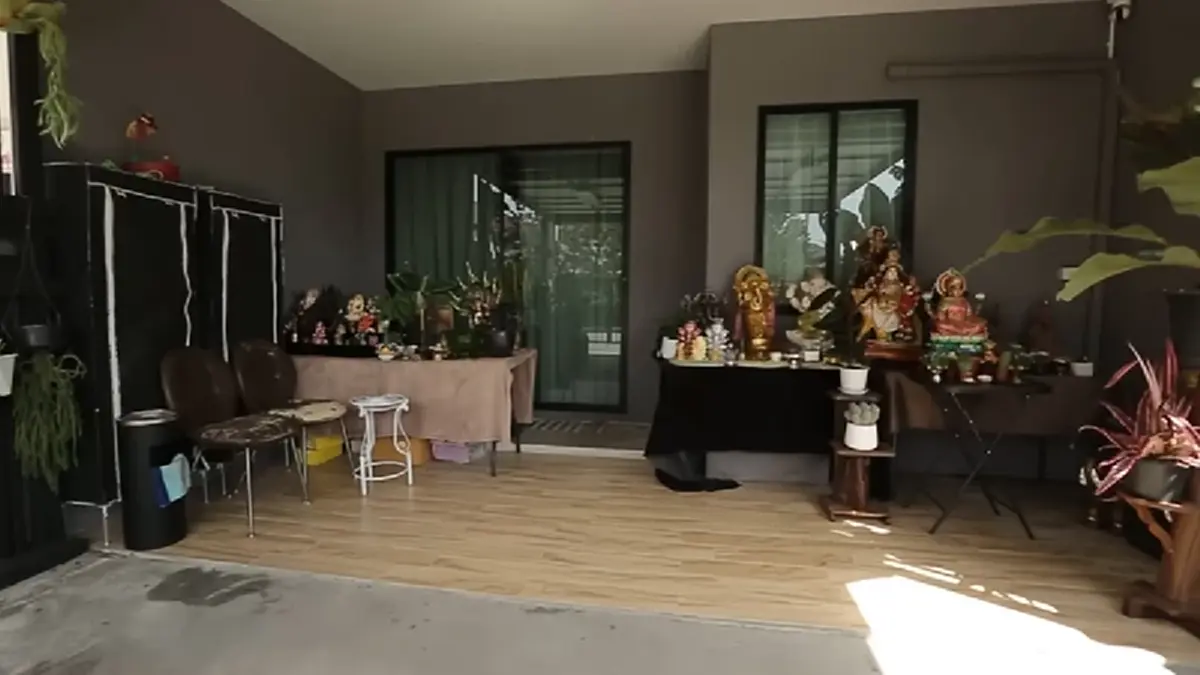 เปิดบ้าน “เอ้ ชุติมา” ที่ตั้งใจสร้างเป็นเรือนหอ ก่อนปิดตำนานรักต่างวัย 6 ปี