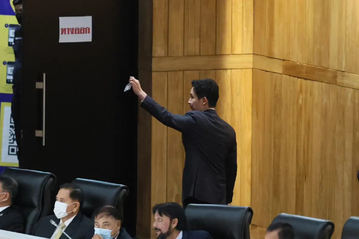 ย้อนโพสต์ หมออั้ม ทำนายก่อนโหวตนายกฯ รอบ 2 แม่นจนขนลุก มาถึงจุดนี้จนได้ 