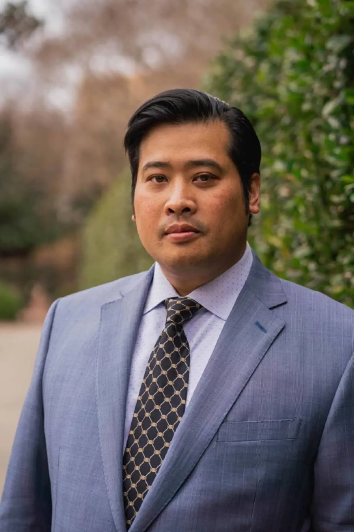 เปิดภาพ "ท่านอ้น" เดินทางกลับไทยวันแรก กินก๋วยเตี๋ยวเรียบง่ายไม่ถือตัว