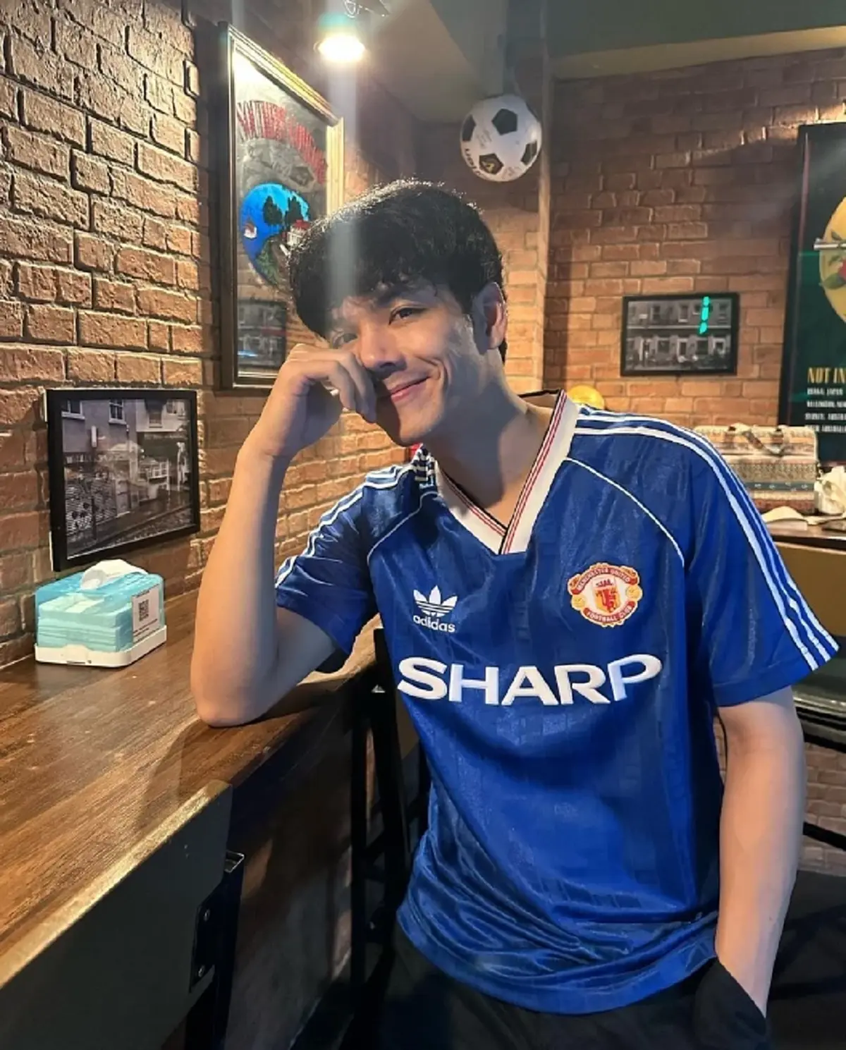 เกิดไรขึ้น นิกกี้ ณฉัตร โพสต์รูปโดนตำรวจล็อกพร้อมแคปชั่น โดนแล้ว