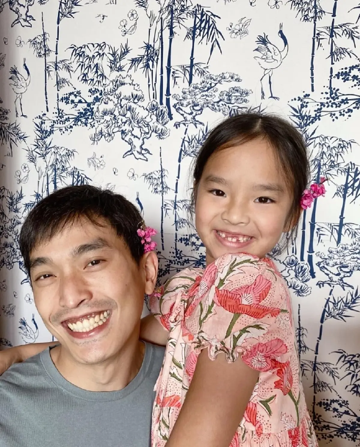 คุณปู่ไพวงษ์ ภูผา โผล่กลางไอจี แอฟ ทักษอร หลังร่วมเฟรม สงกรานต์ เตชะณรงค์ ครั้งแรกหลังหย่า