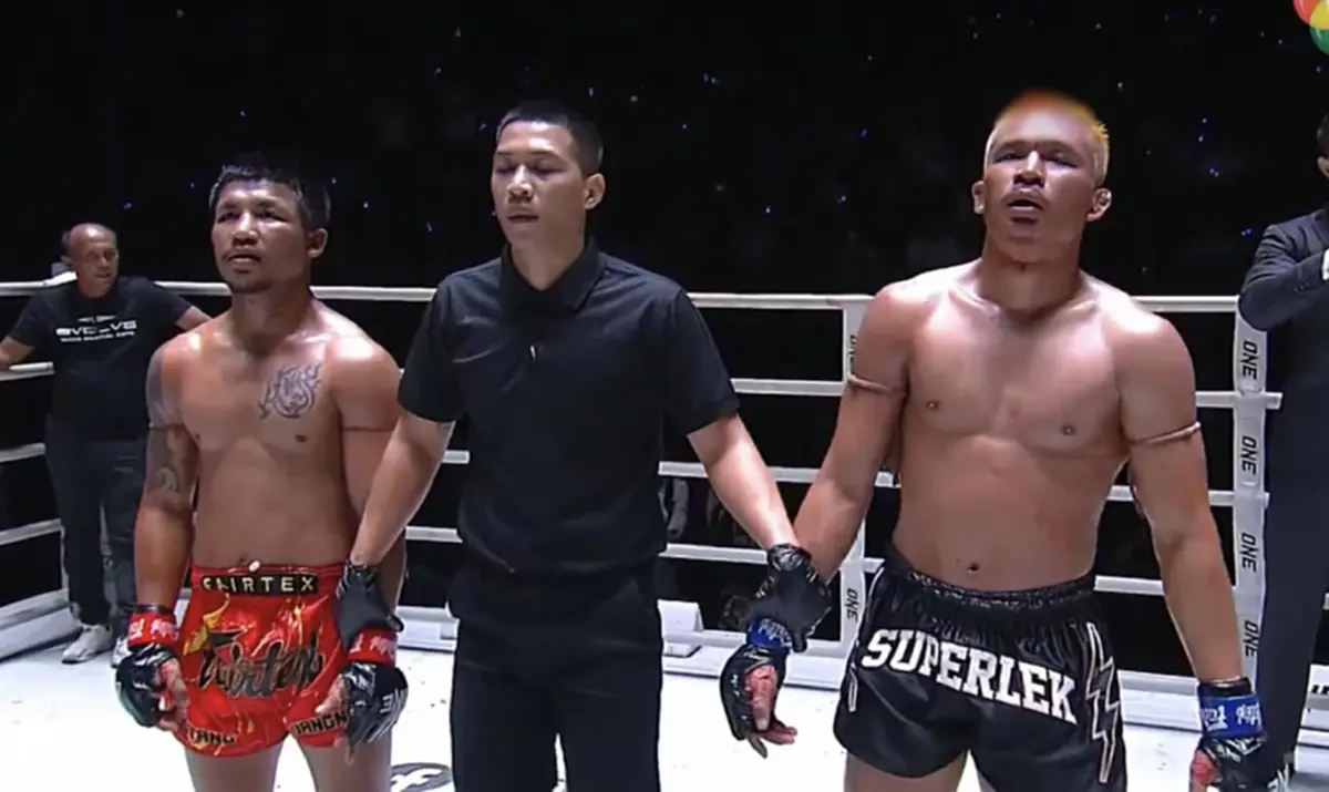 เปิดค่าเหนื่อย รถถัง ชก ซุปเปอร์เล็ก แม้แพ้คะแนน แต่สู้สมศักดิ์ศรี