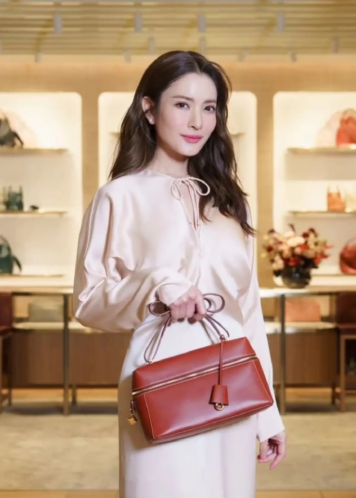 นนกุล โผล่คอมเมนต์คำเดียวสั้นๆ แอฟ ทักษอร ไลก์ทะลุหมื่น