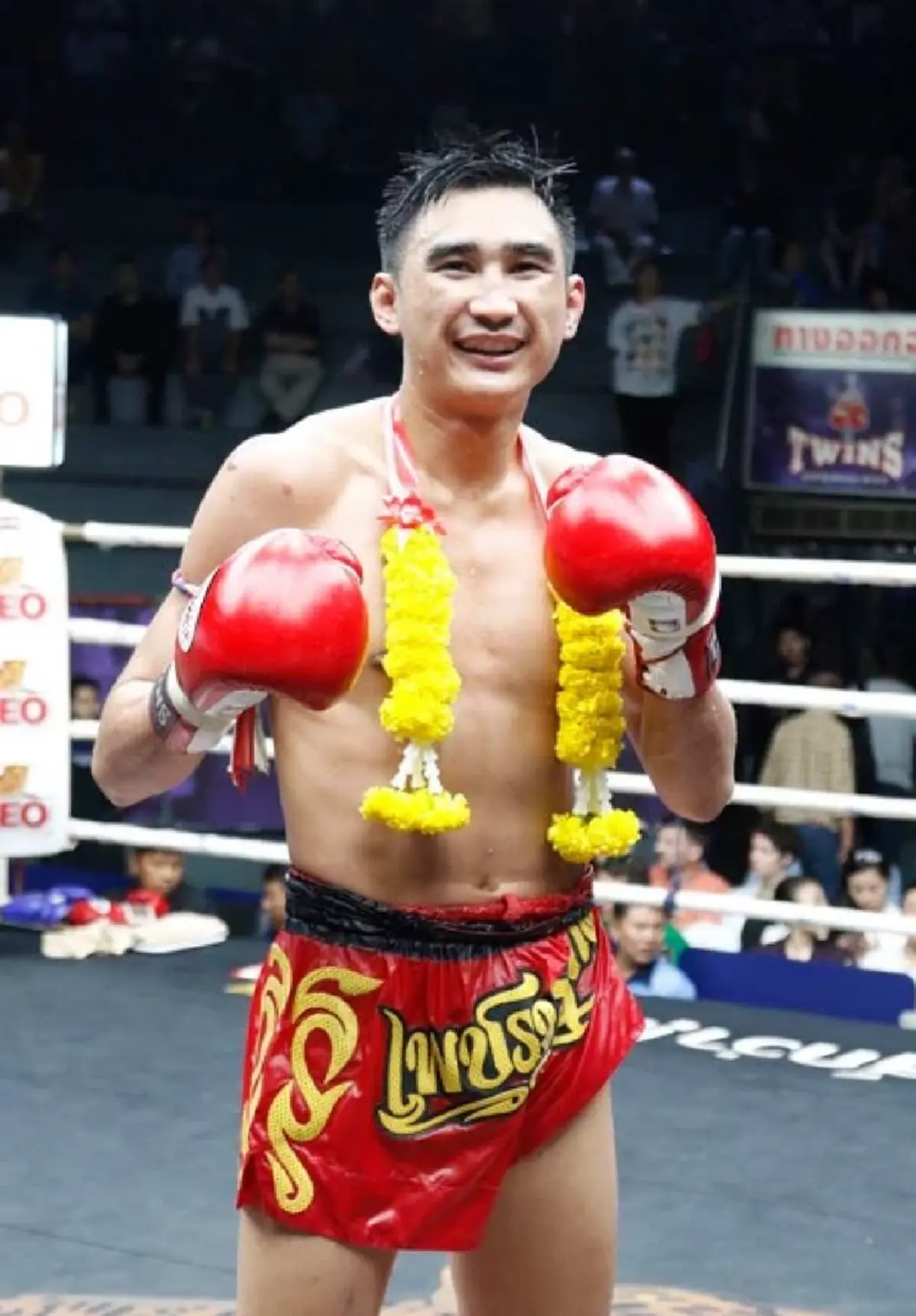 แฟนมวยใจหาย เพชรมรกต เพชรยินดี อะคาเดมี่ ประกาศลาสังเวียน