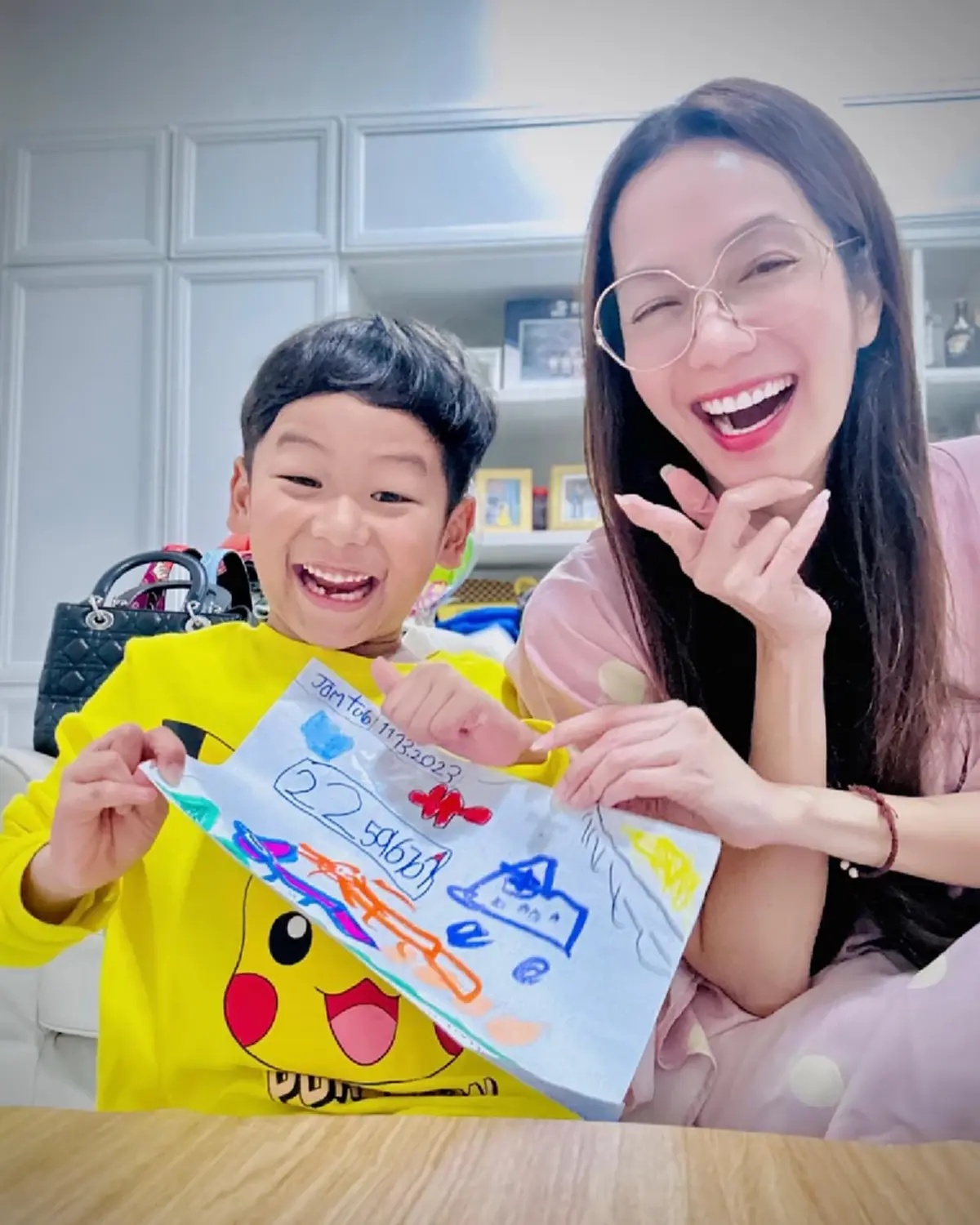 ส่องเลขเด็ด น้องจอมทัพ ลูกชาย อ๋อม สกาวใจ ให้แล้ว งวด 16/11/66 