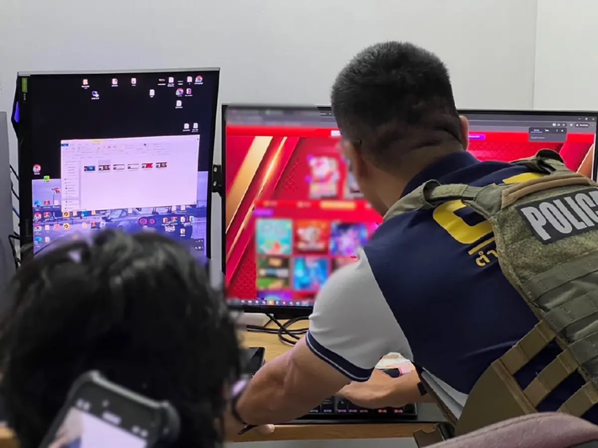 037 ไม่รอด ล่าสุดโดนแล้ว หลังบุกค้นเจ้าของเว็บหนังเถื่อนชื่อดัง 