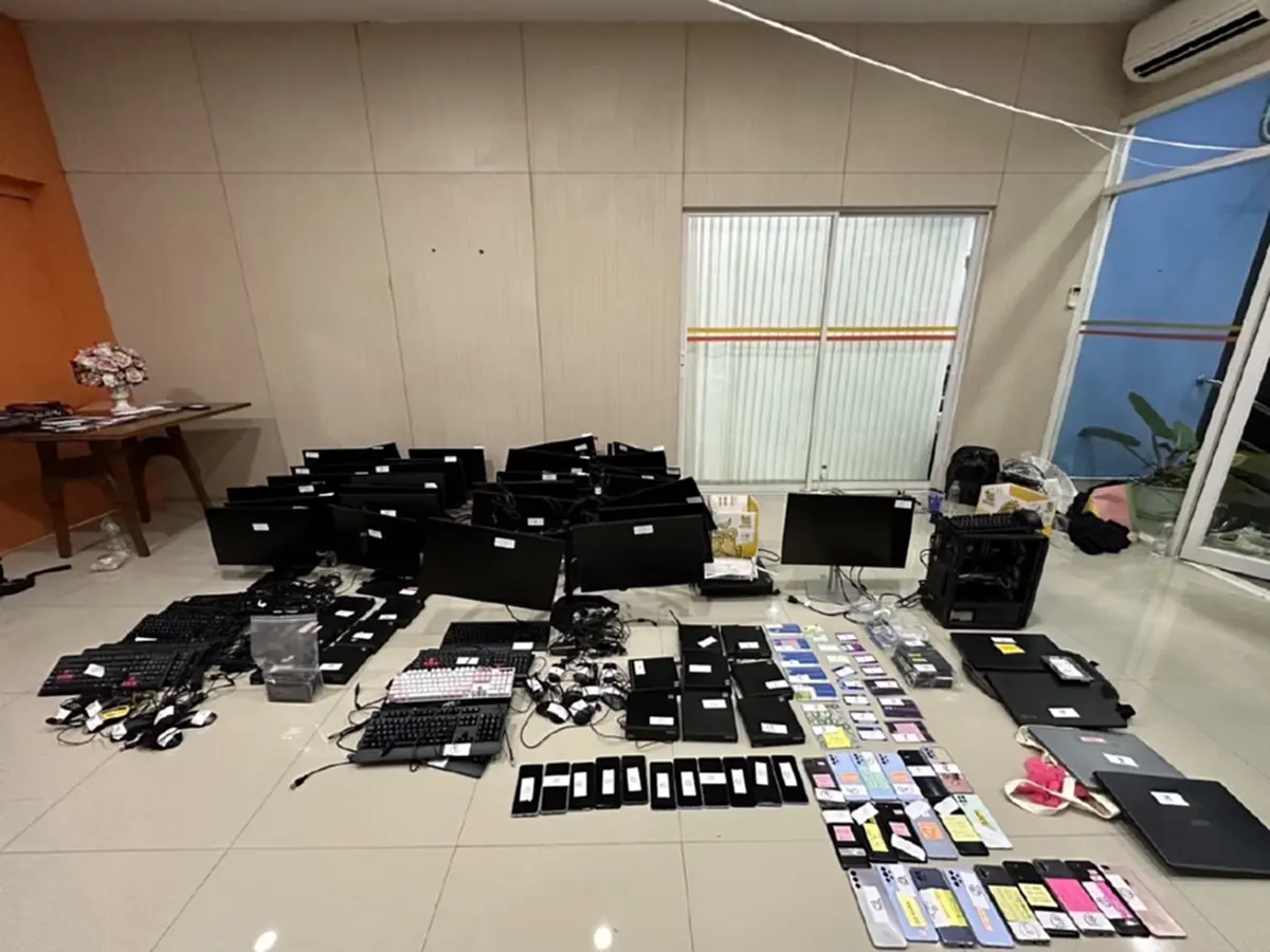 บุกตรวจ พูลวิลล่าหรูกลางเมืองเชียงใหม่ เจอเต็ม ๆ พบเงินหนุน กว่า ร้อยล้าน