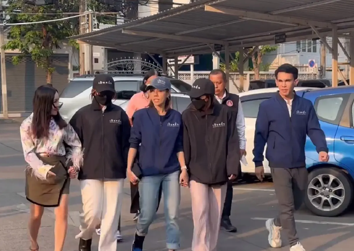 ลูกสาว "เพจดัง นก." ร้อง ถูกแม่ตัวเอง ทำร้าย เพื่อขู่สามี เรียกเงินค่าดูแล 