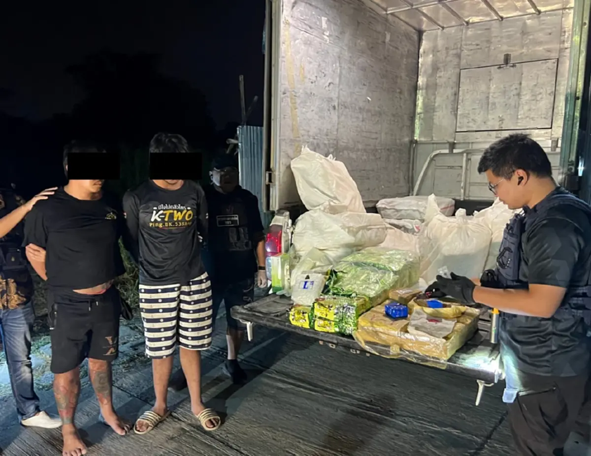 สกัดจับเครือข่าย อาร์ท ต่ำเอี่ยว รวบ 2 มดงาน ของกลางบิ๊กล็อต 2 ล้านเม็ด 