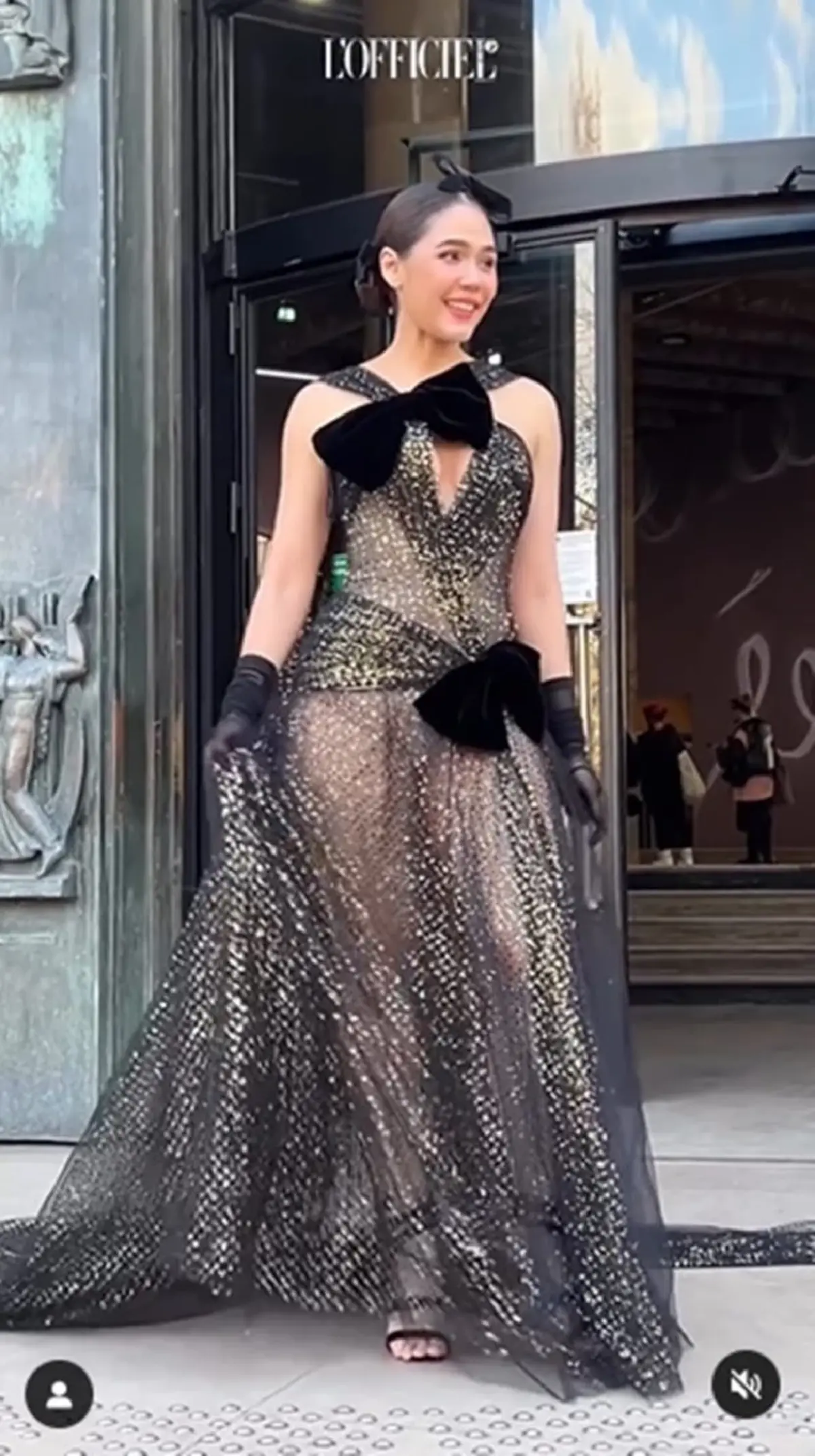 ส่องแฟชั่น "ชมพู่ อารยา" อวดหุ่นปั๊วะ ทำปารีส แฟชั่น วีก ลุกเป็นไฟ