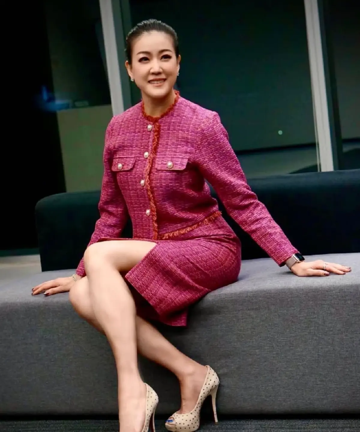 เปิดโฉมหน้า เมย์ ชนิตร์นันทน์ รับหน้าที่พิธีกร แทน อ.ยิ่งศักดิ์